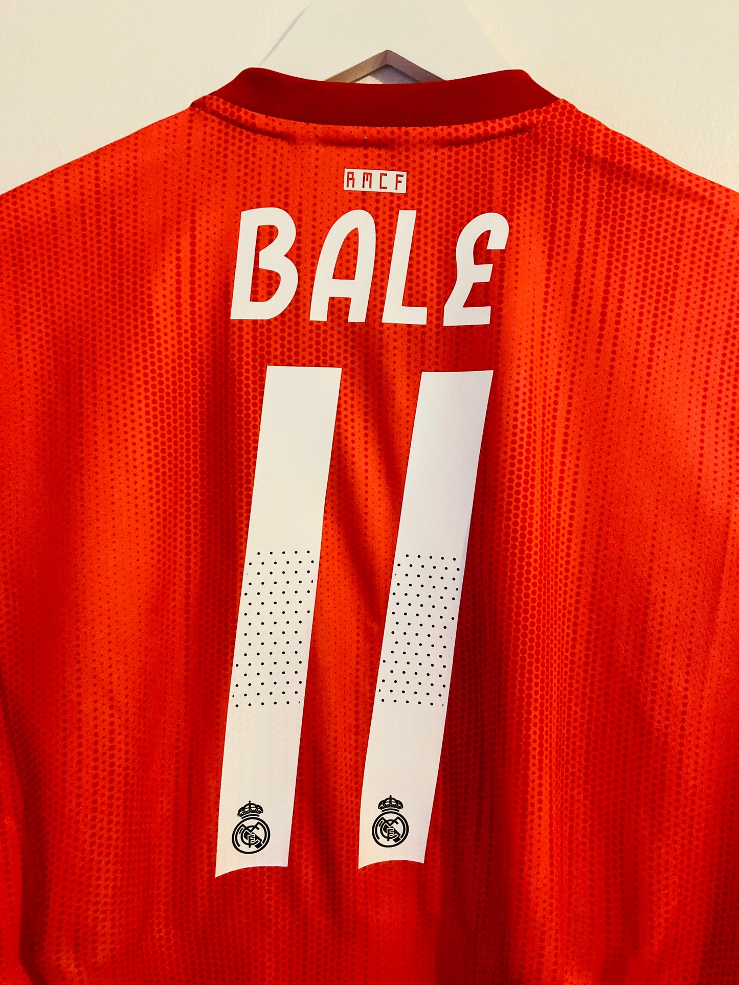 Real Madrid third football shirt 2018/19 Bale Medium