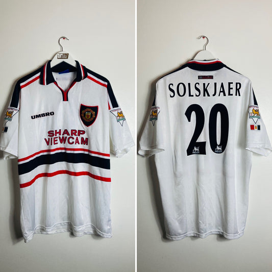 Manchester United away football shirt
1997/99 Solskjaer XXL