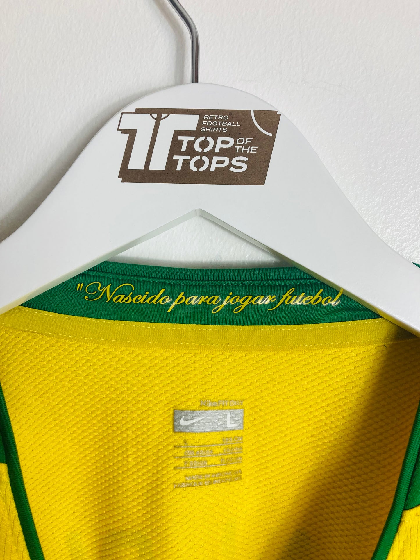 Brazil home football shirt 2008/10 Ronaldinho Large
