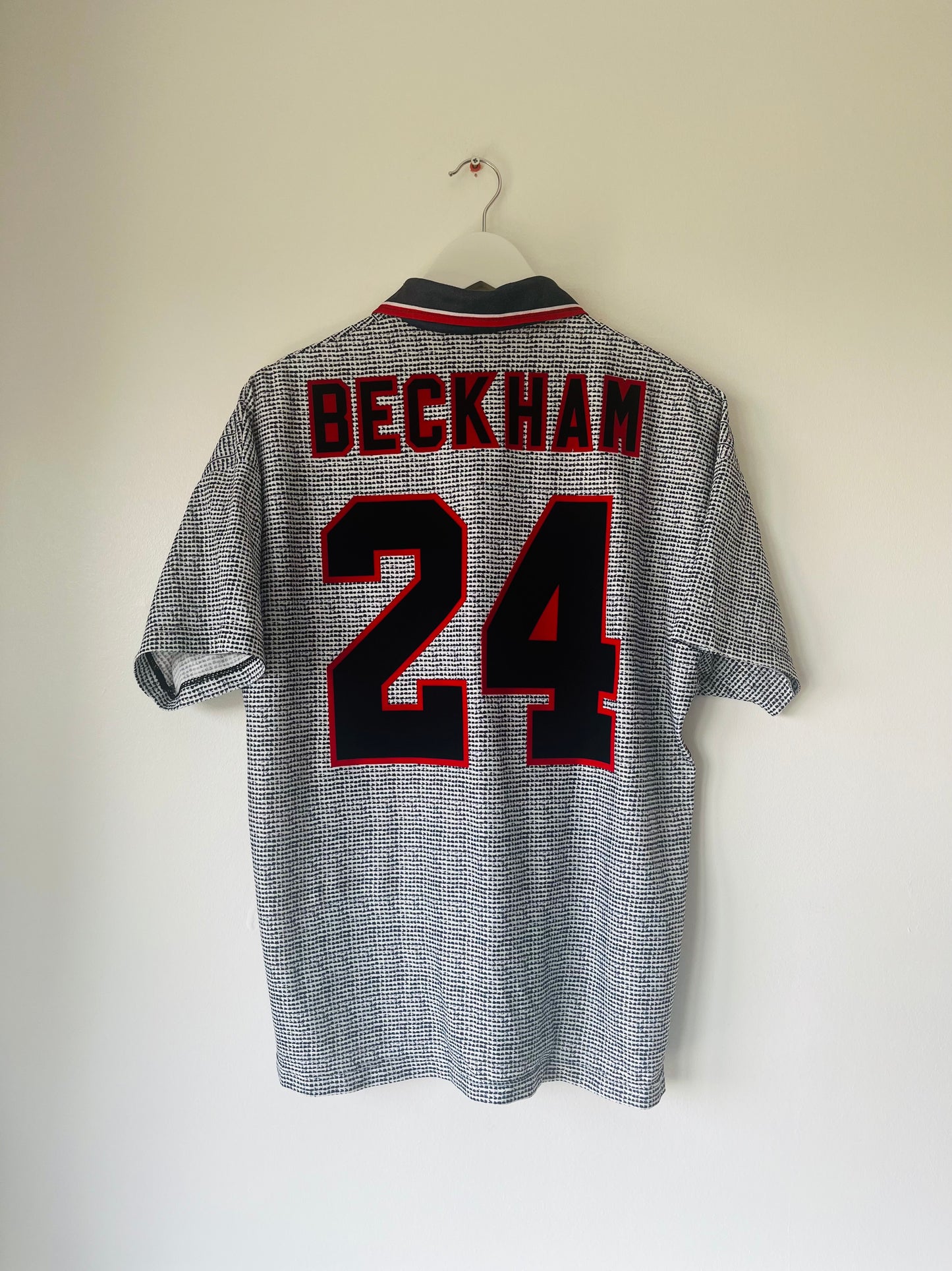 Manchester United away football shirt 1995/96 Beckham Medium
