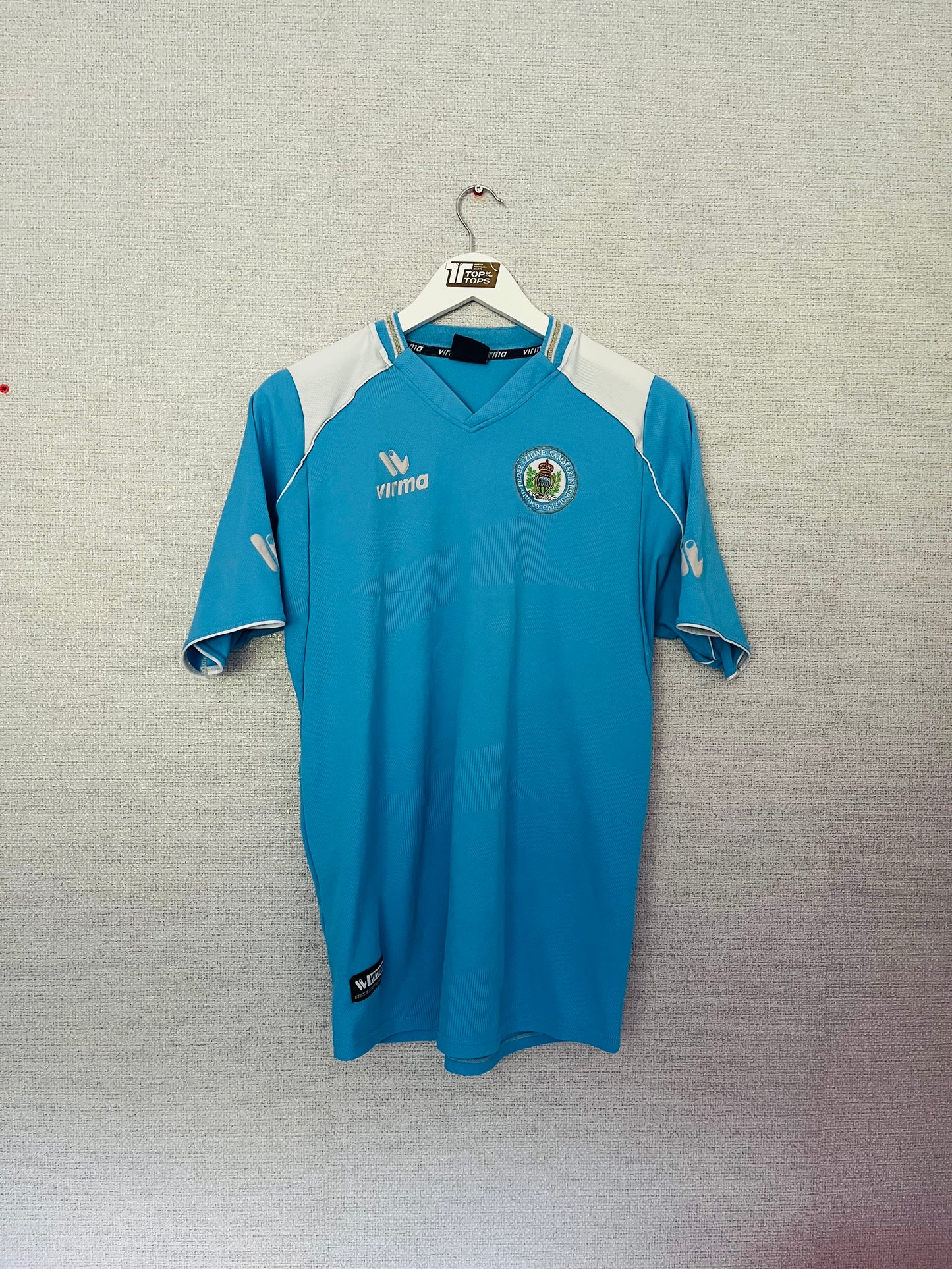 San Marino home football shirt 2004/07 Medium
