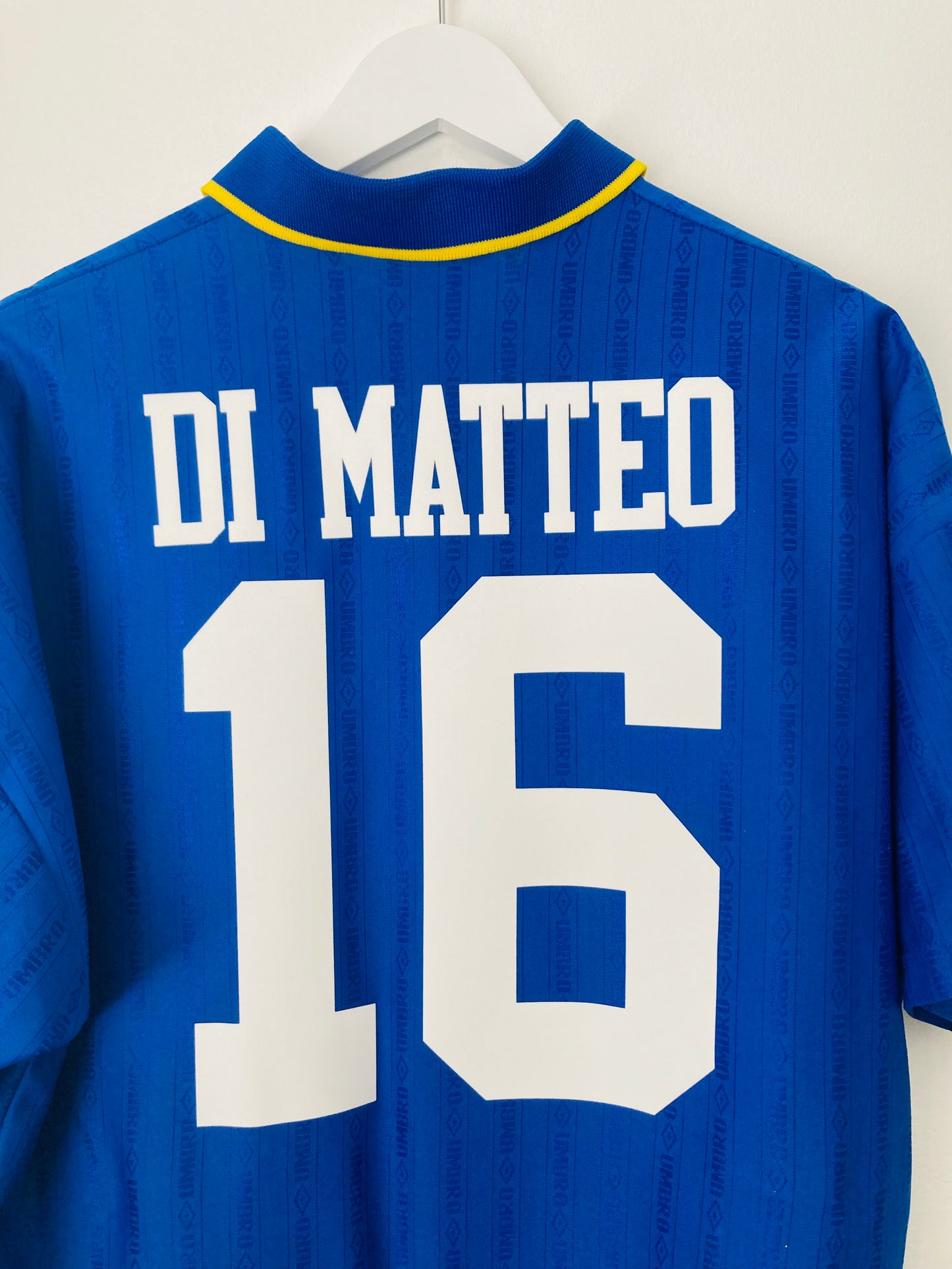 Chelsea home football shirt
1995/97 Di Matteo Large