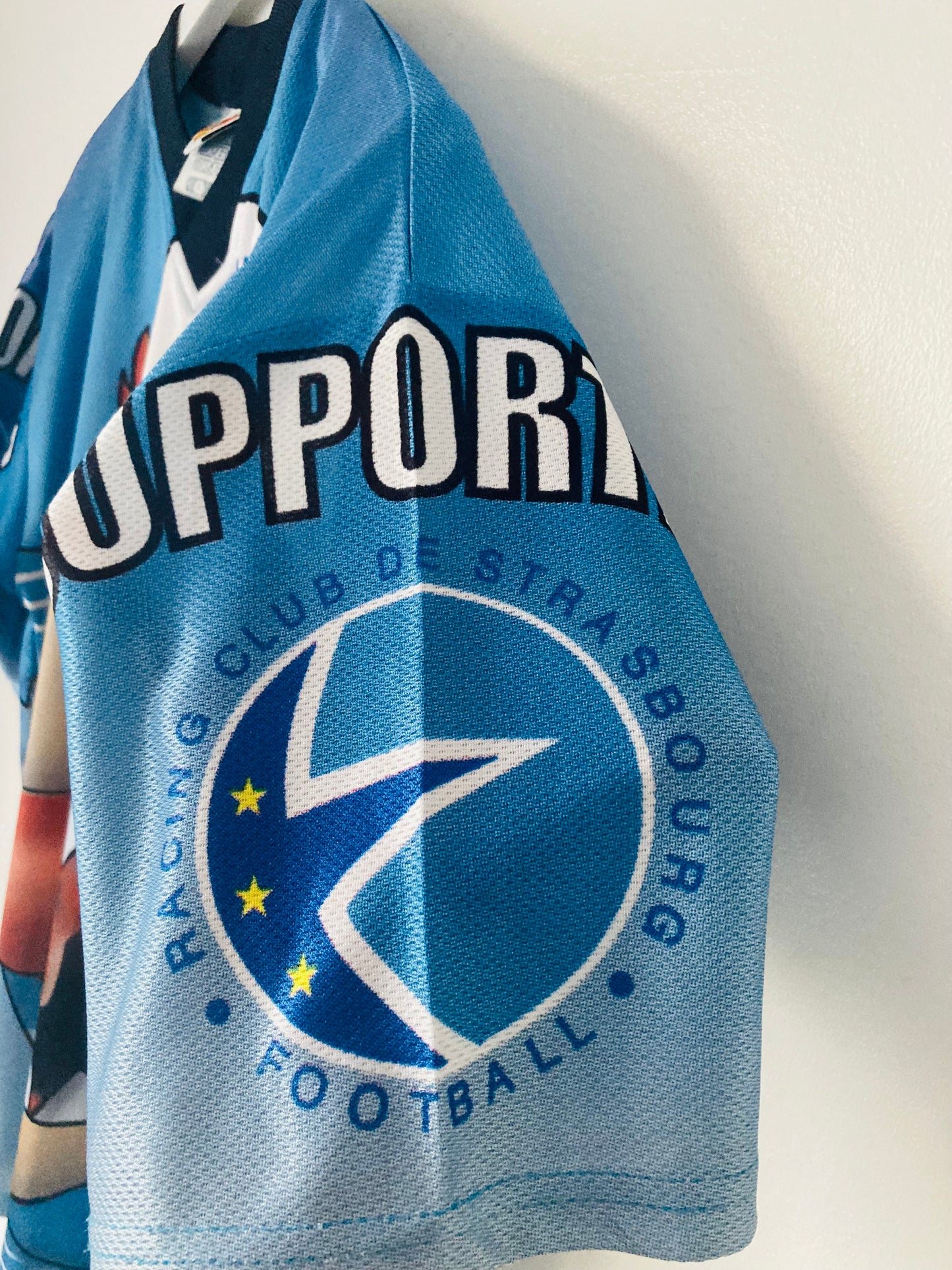 RC Strasbourg special edition looney tunes football shirt 2000/01 Large