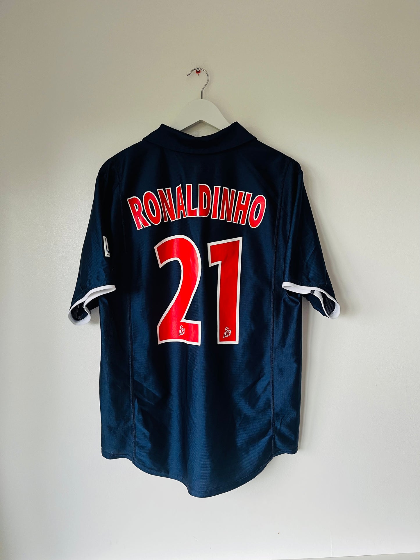 PSG home football shirt 2001/02 Ronaldinho Large