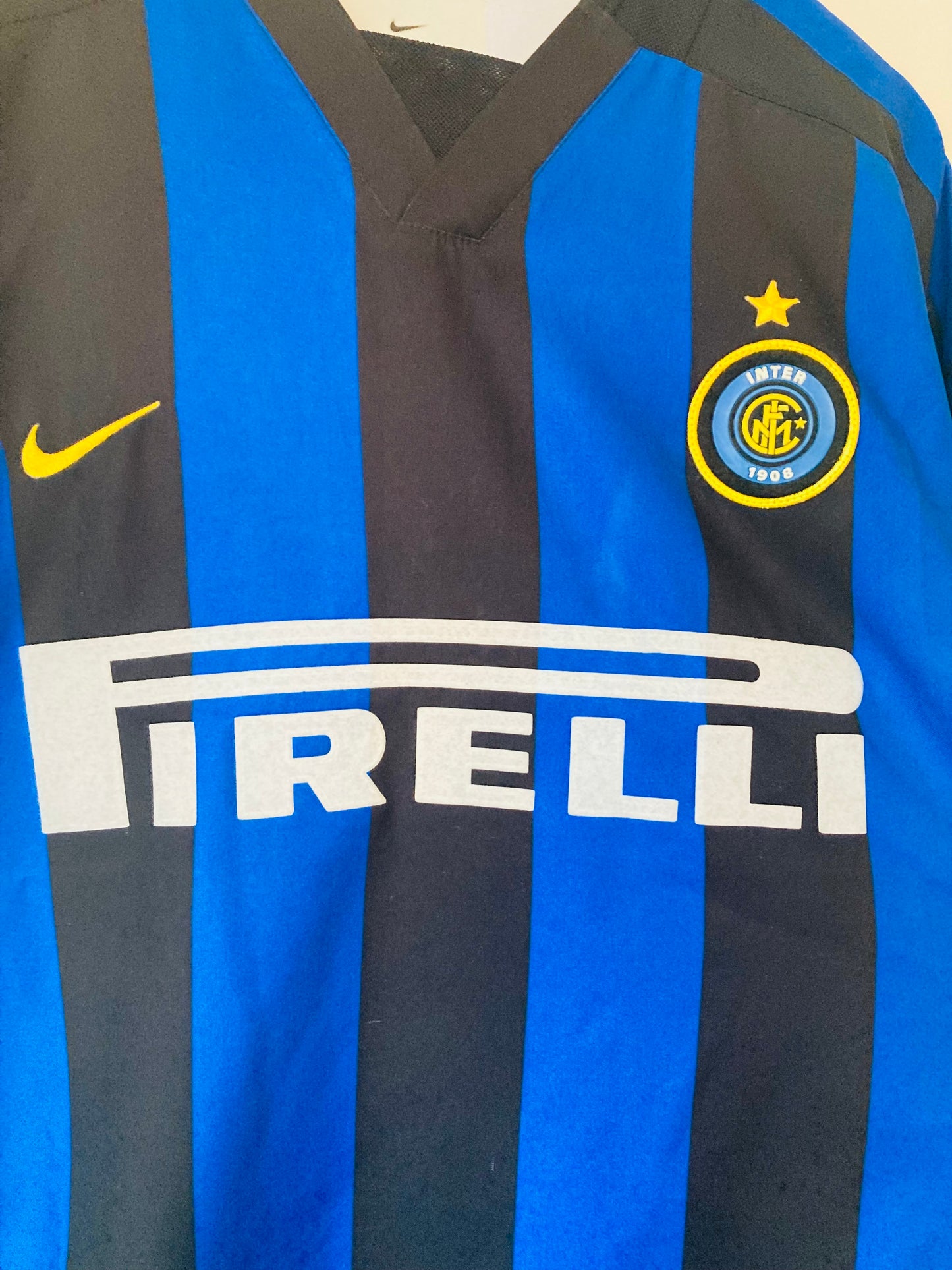 Inter Milan home football shirt
2002/03 Batistuta Medium