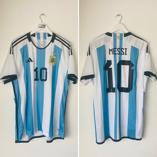 Argentina home football shirt   W/C 2022 Messi BNWTS