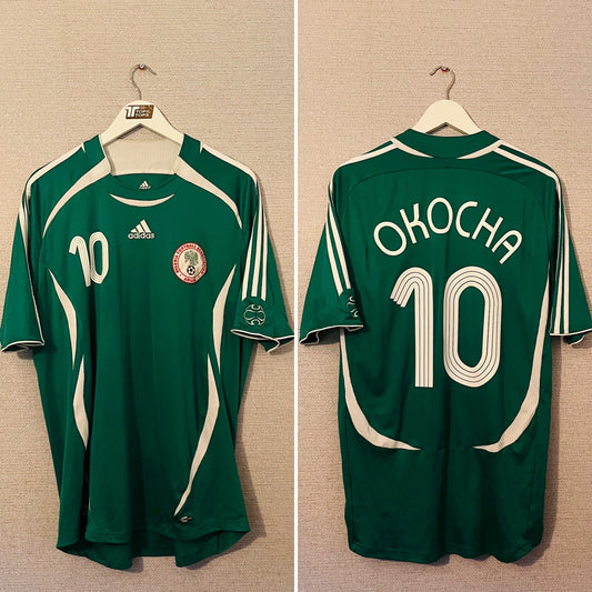 Nigeria home football shirt 2005/07 Okocha XL