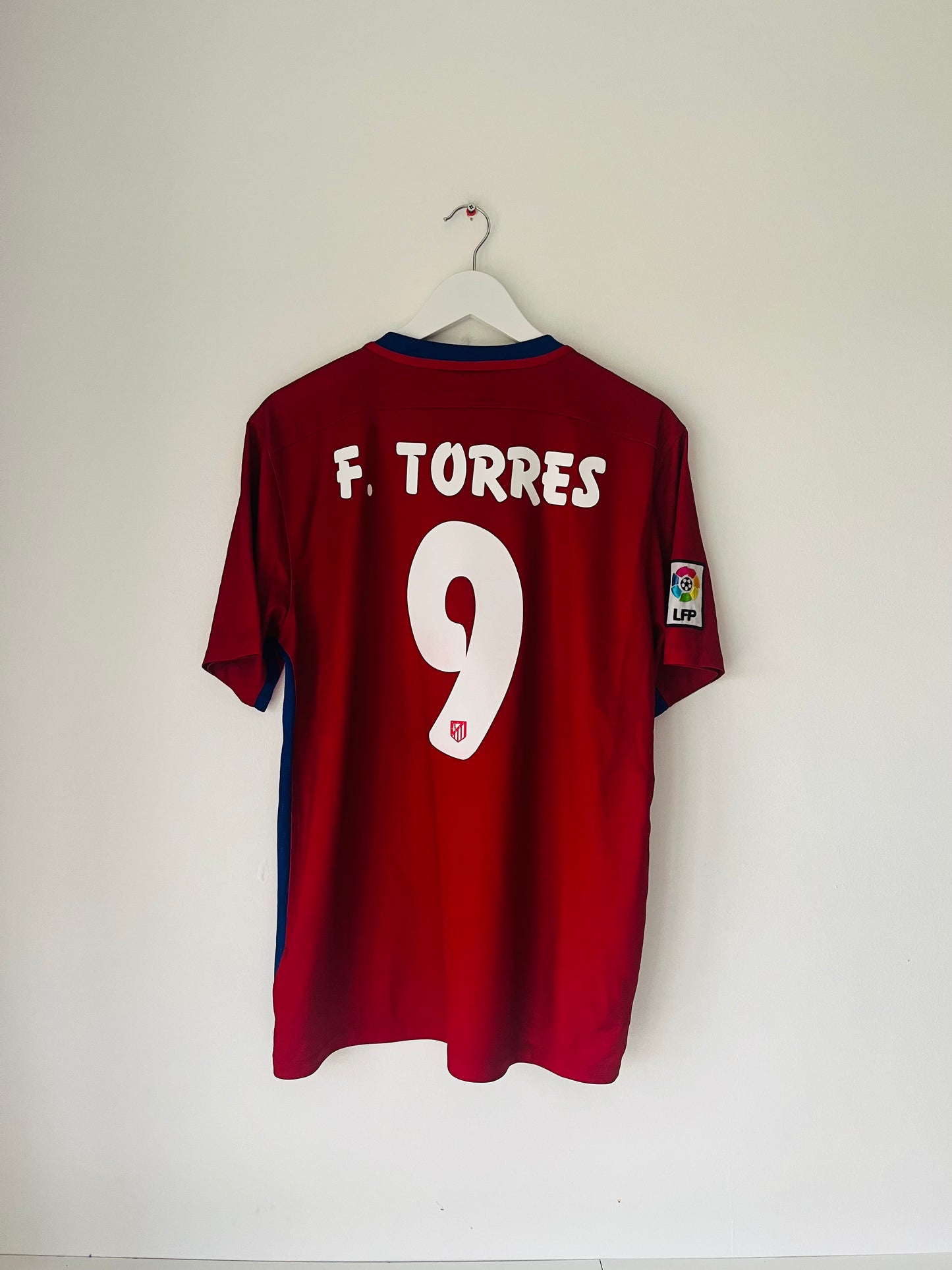Atletico Madrid home football shirt 2015/16 Torres Large