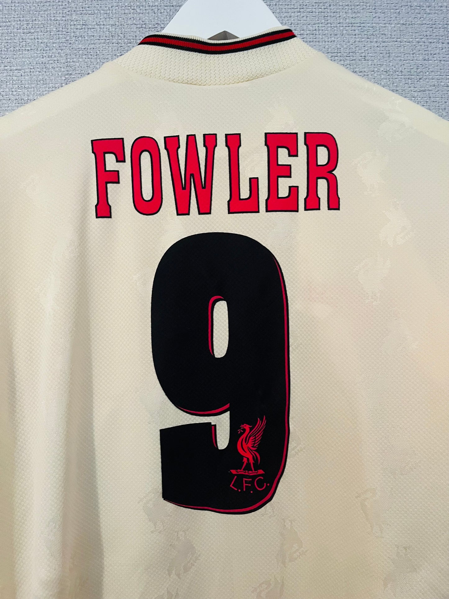 Liverpool away football shirt 1996/97 Fowler Medium