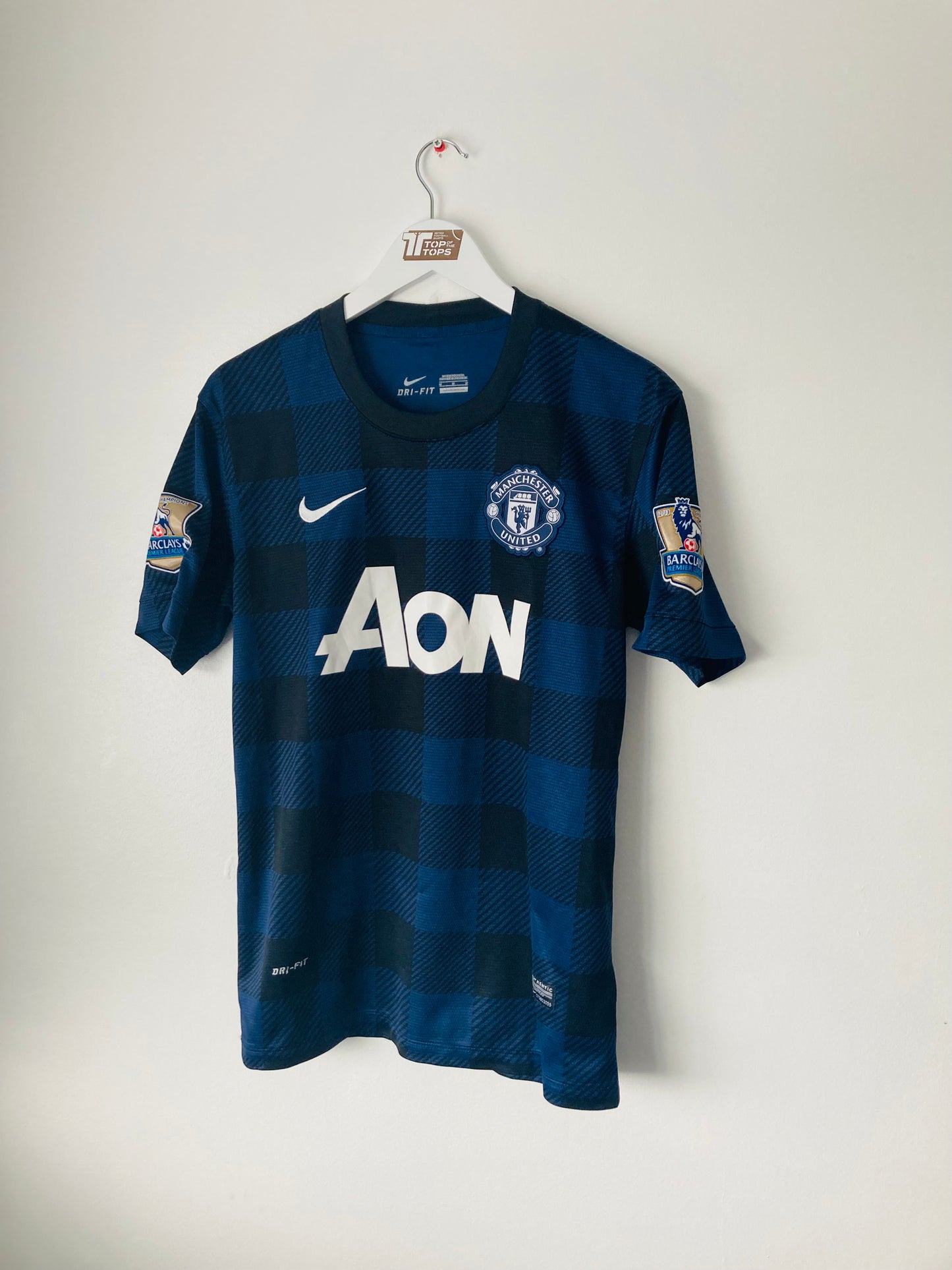 Manchester United away football shirt 2013/14 Chicharito medium