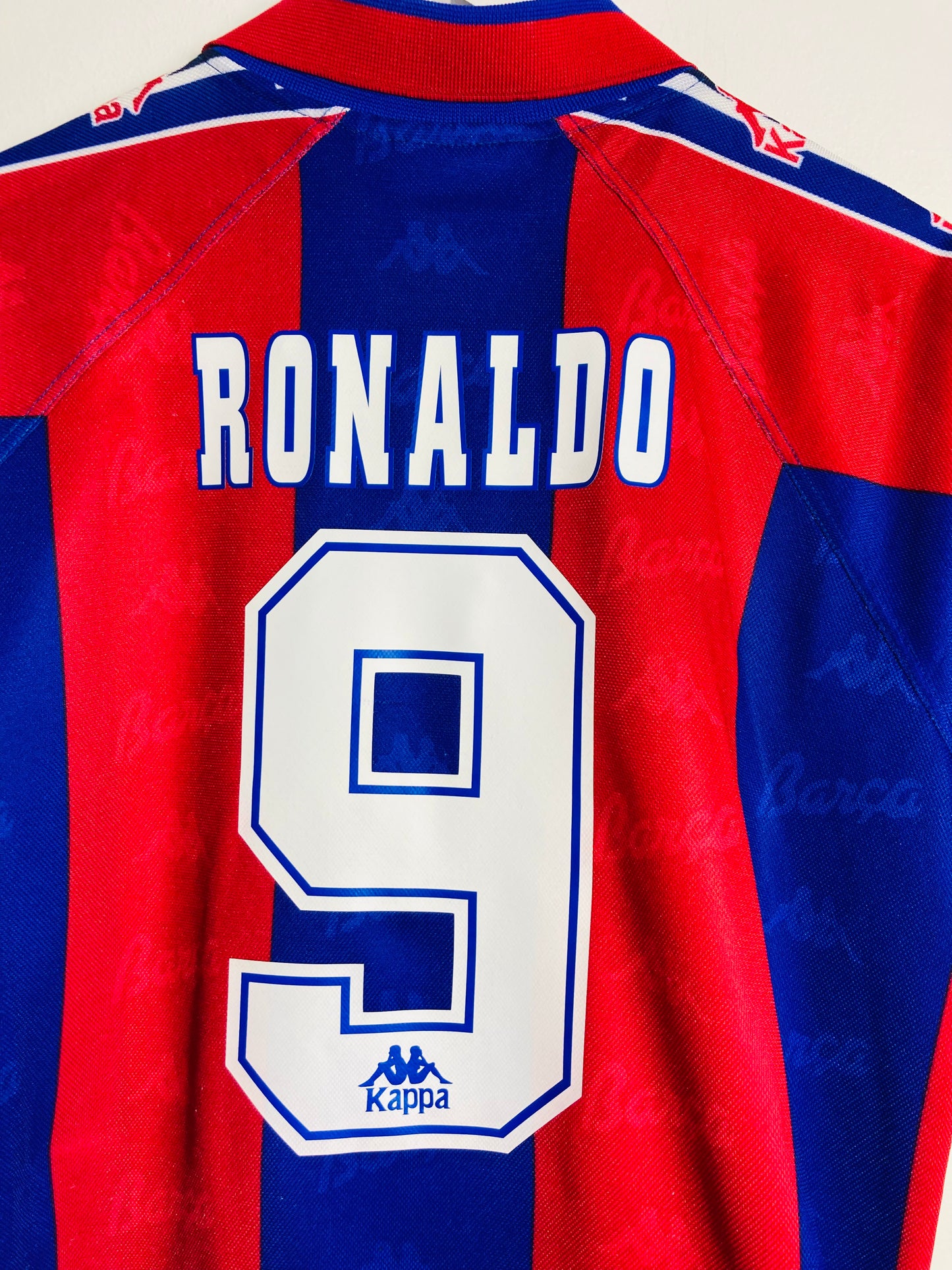 Barcelona home football shirt R9 1995/96 Medium