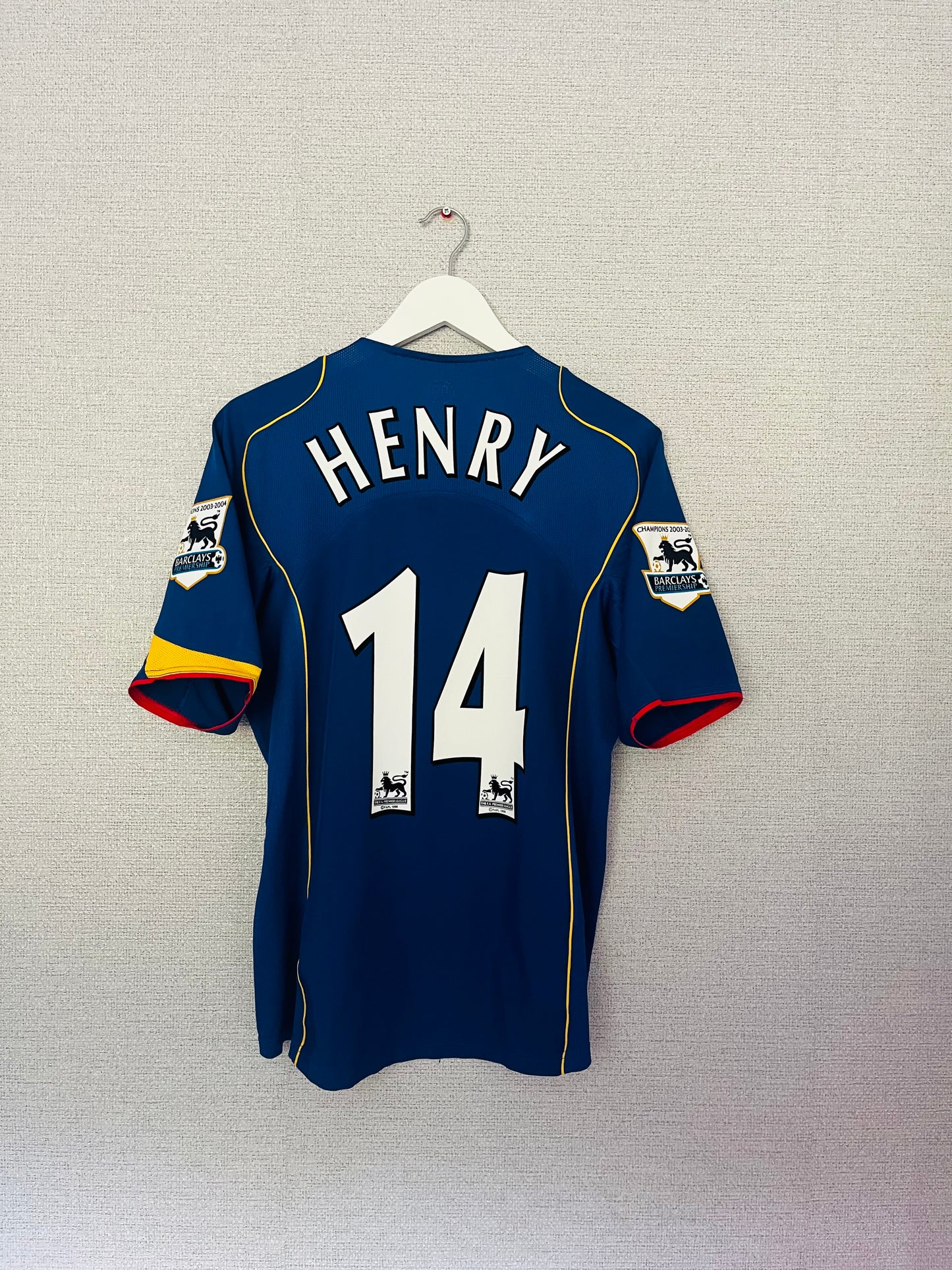 Arsenal Away Football Shirt 2004/05 Henry Medium