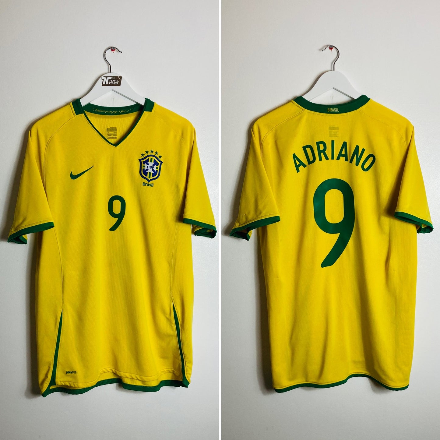 Brazil home football shirt
2008/10 Adriano Large