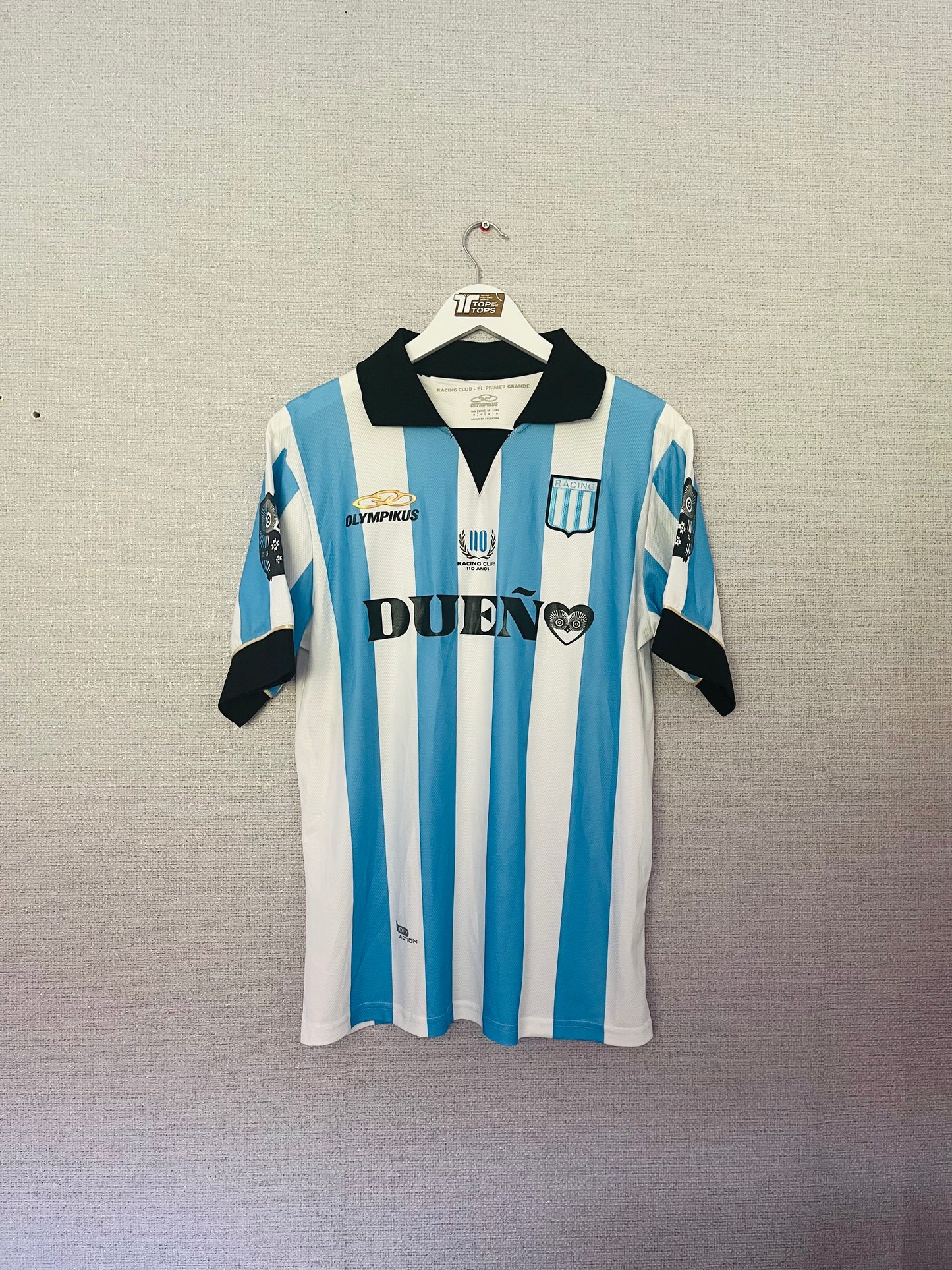 Racing Club home football shirt
2013/14 BNWTs Medium