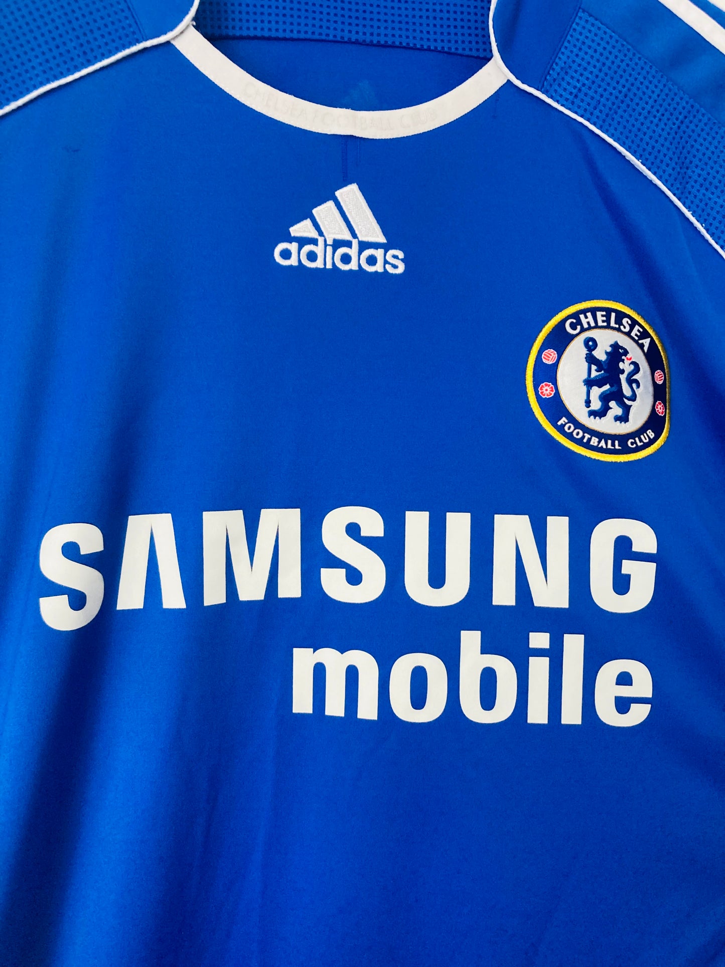 Chelsea home football shirt
2006/07 Shevchenko Large