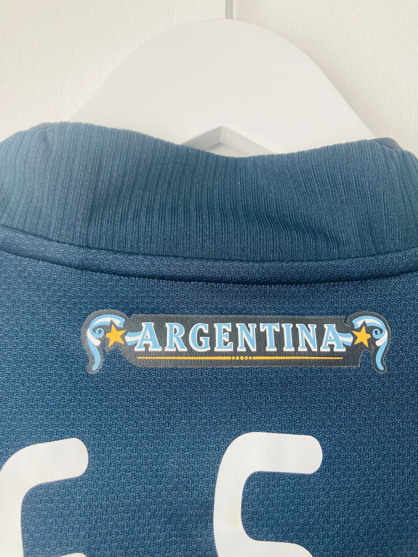 Argentina away football shirt 2007/09 Messi XL