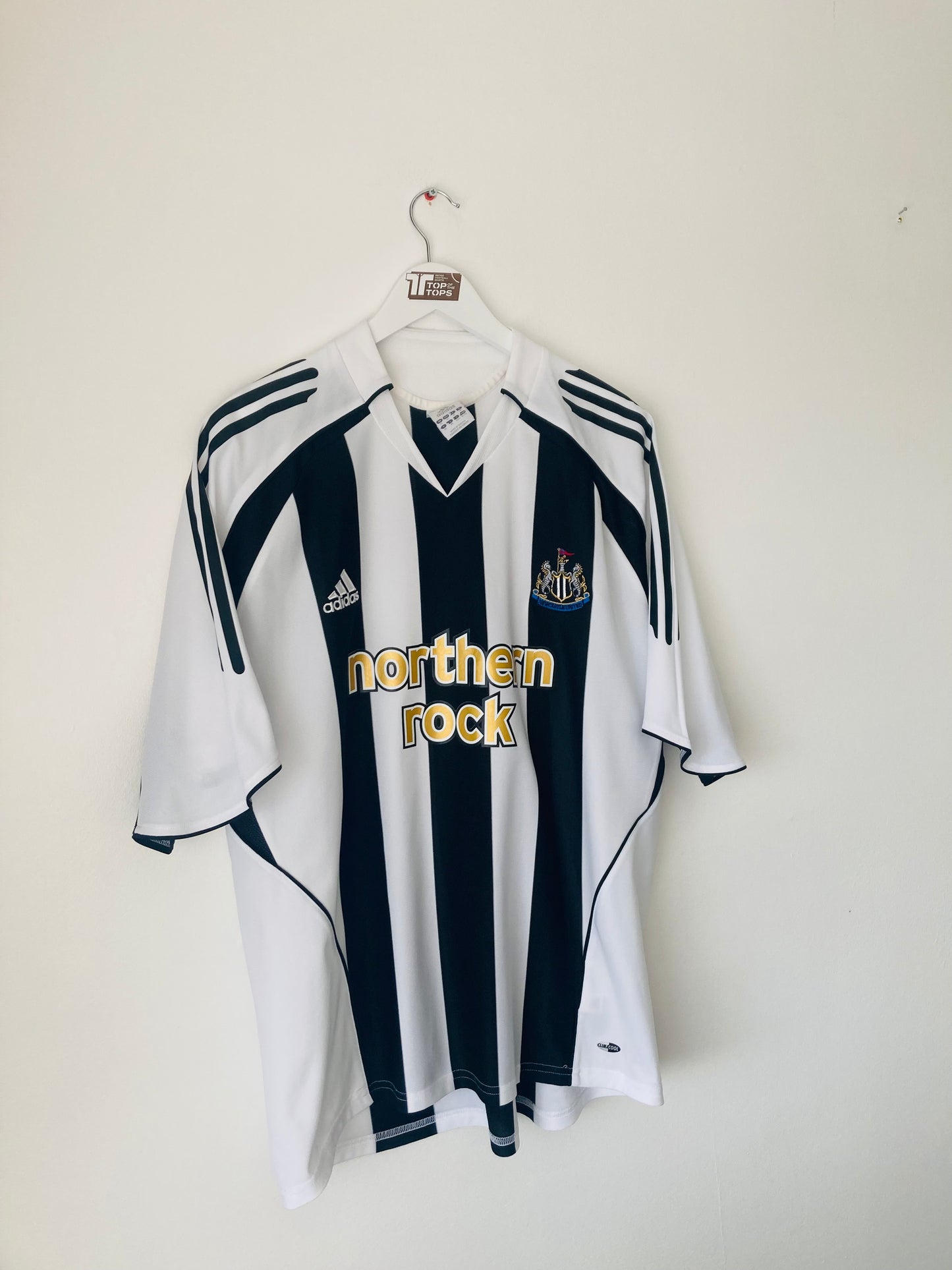 Newcastle United home football shirt
2005/07 Shearer XL