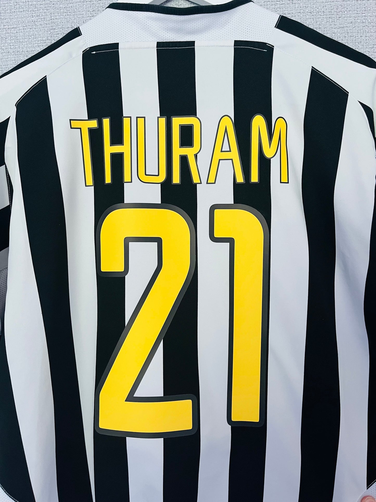 Juventus home football shirt 2003/04 Thuram XL