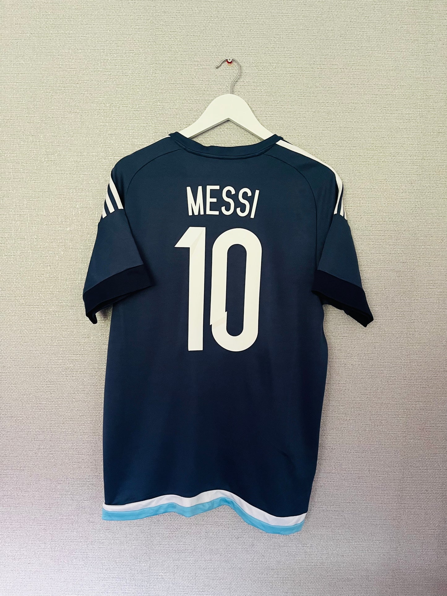 Argentina away football shirt 2015/16 Messi Large