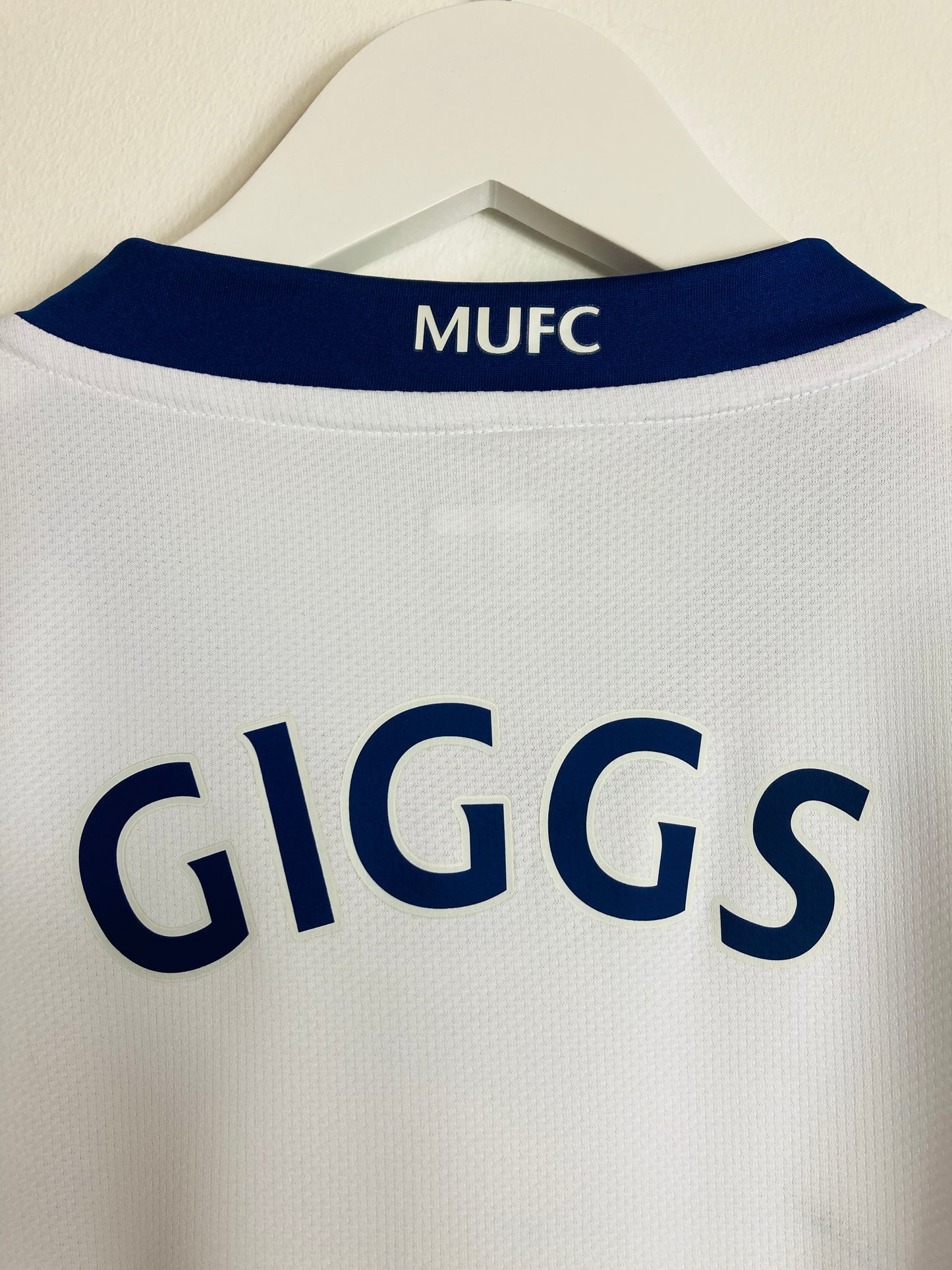 Manchester United away football shirt 2008/09 Giggs XL