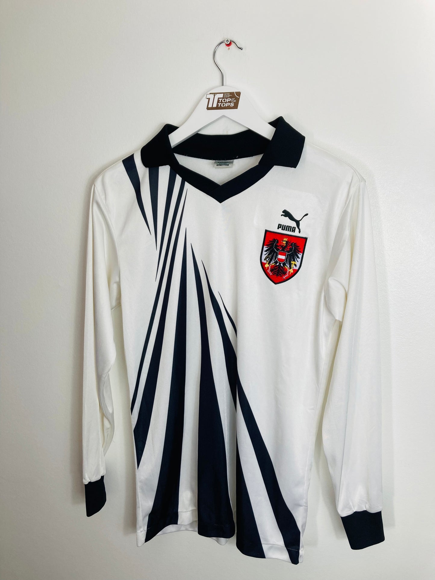 Austria home football shirt W/C 90 medium