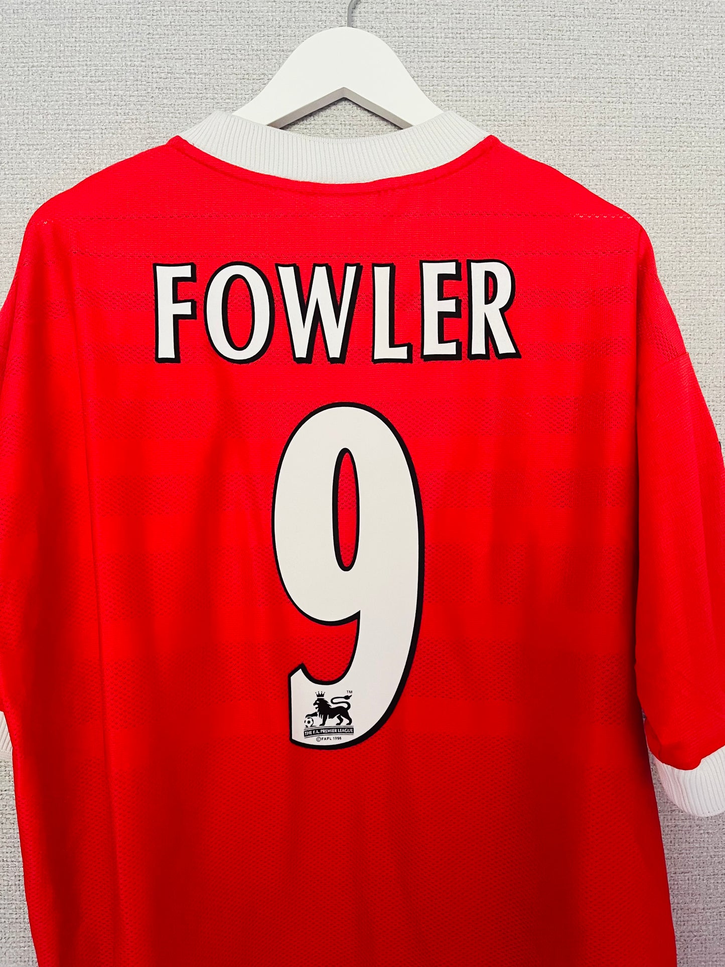 Liverpool home football shirt 1998/2000 Fowler XL