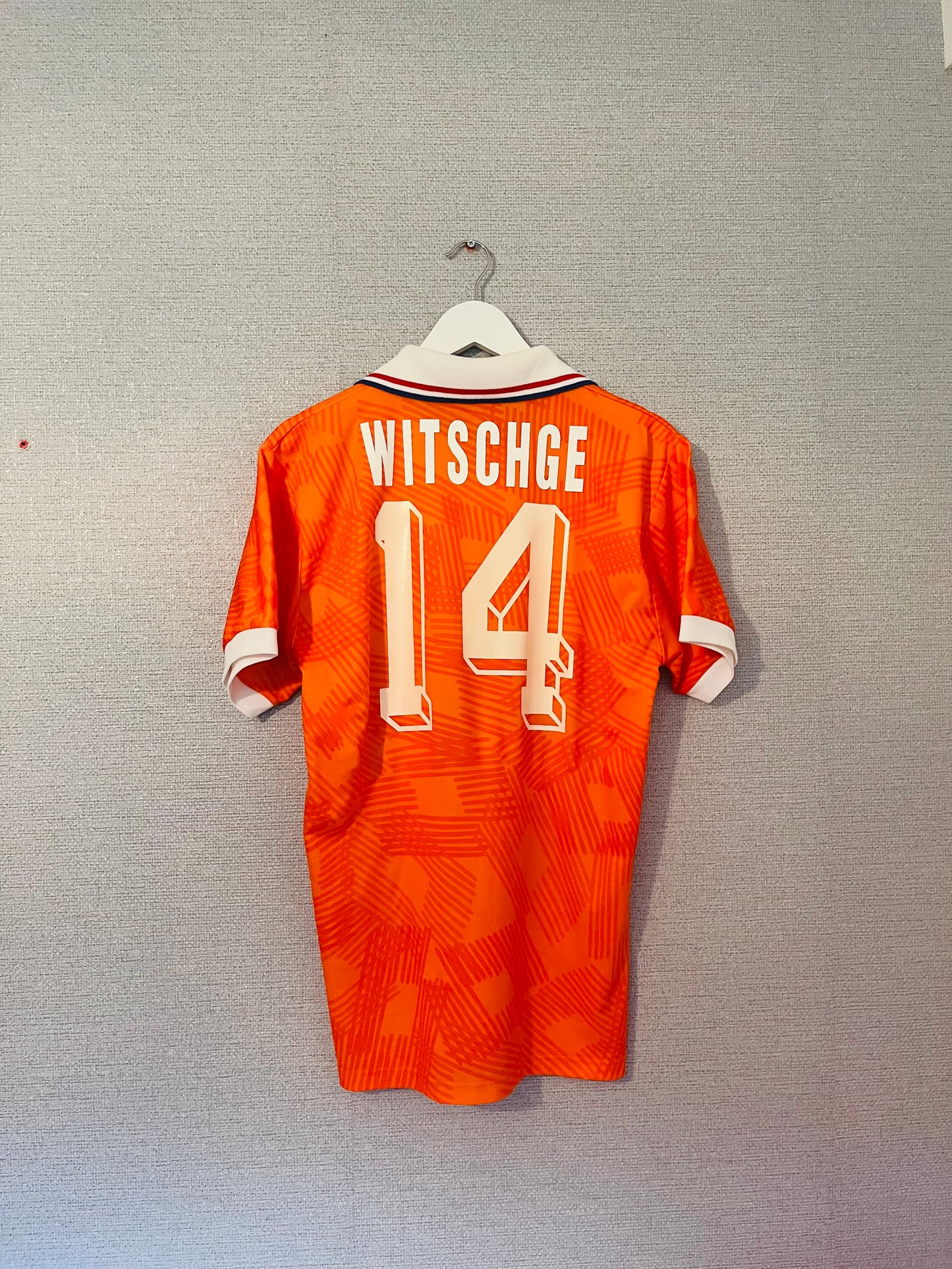 Holland home football shirt
Euro 1992 Witschge Medium