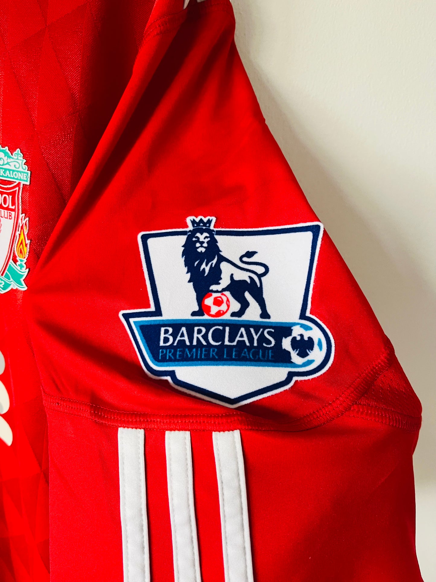 Liverpool home football shirt 2010/12 Gerrard XL