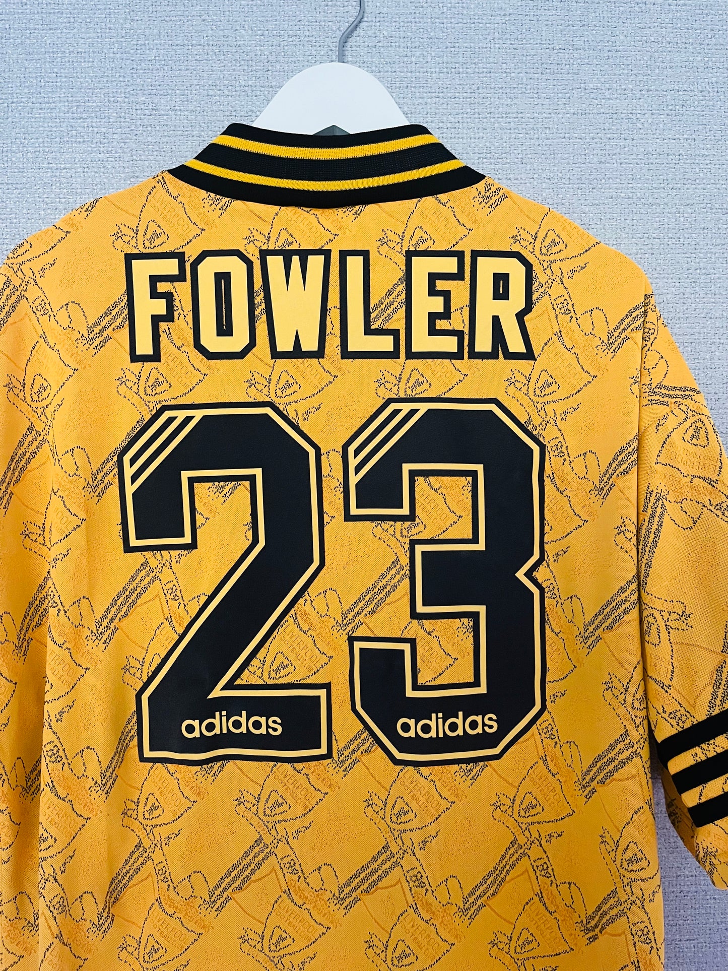 Liverpool third football shirt 1994/96 Fowler Large