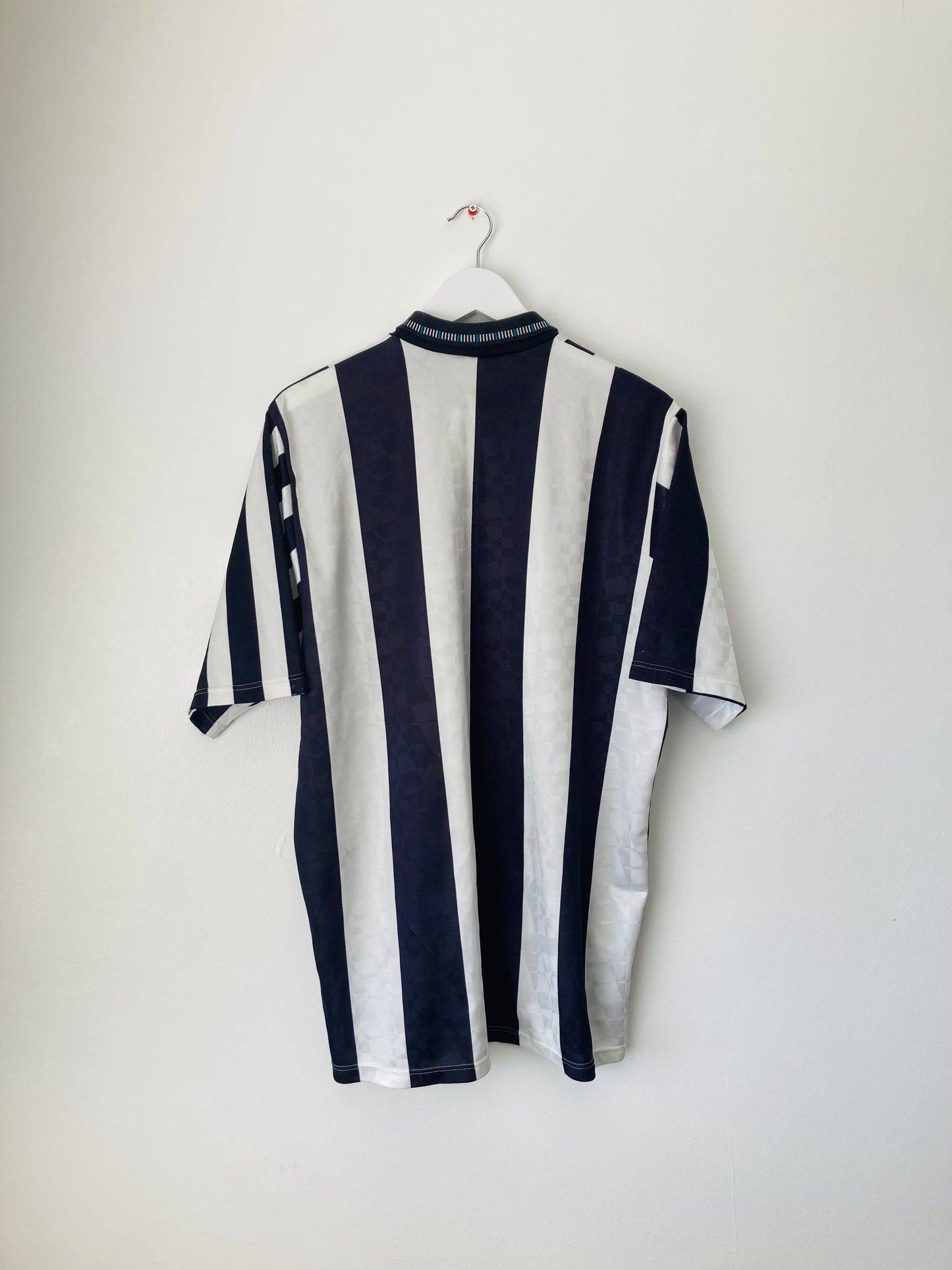 Newcastle United home football shirt
1991/92 XL