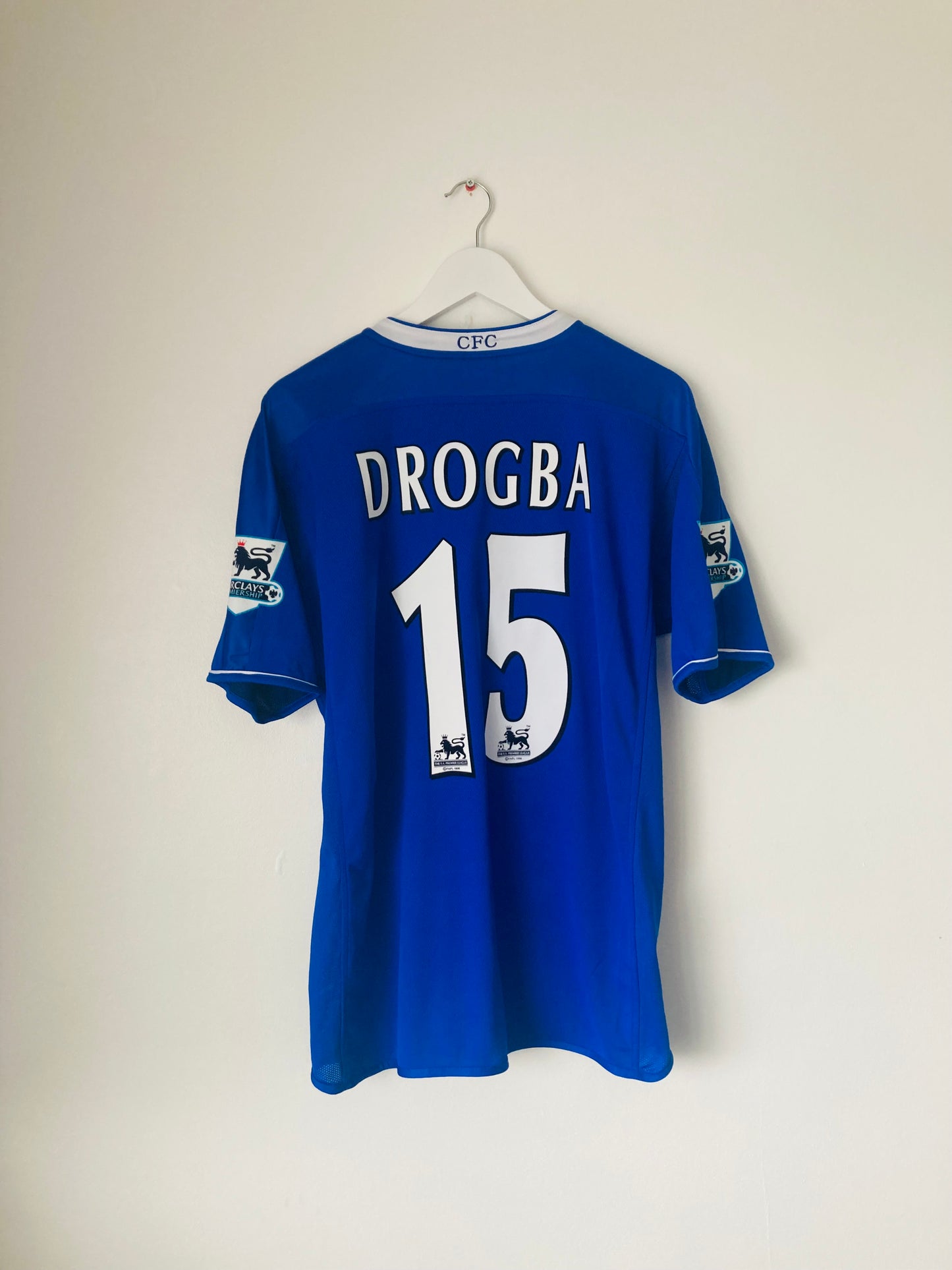 Chelsea home football shirt 2003/05 Drogba Large