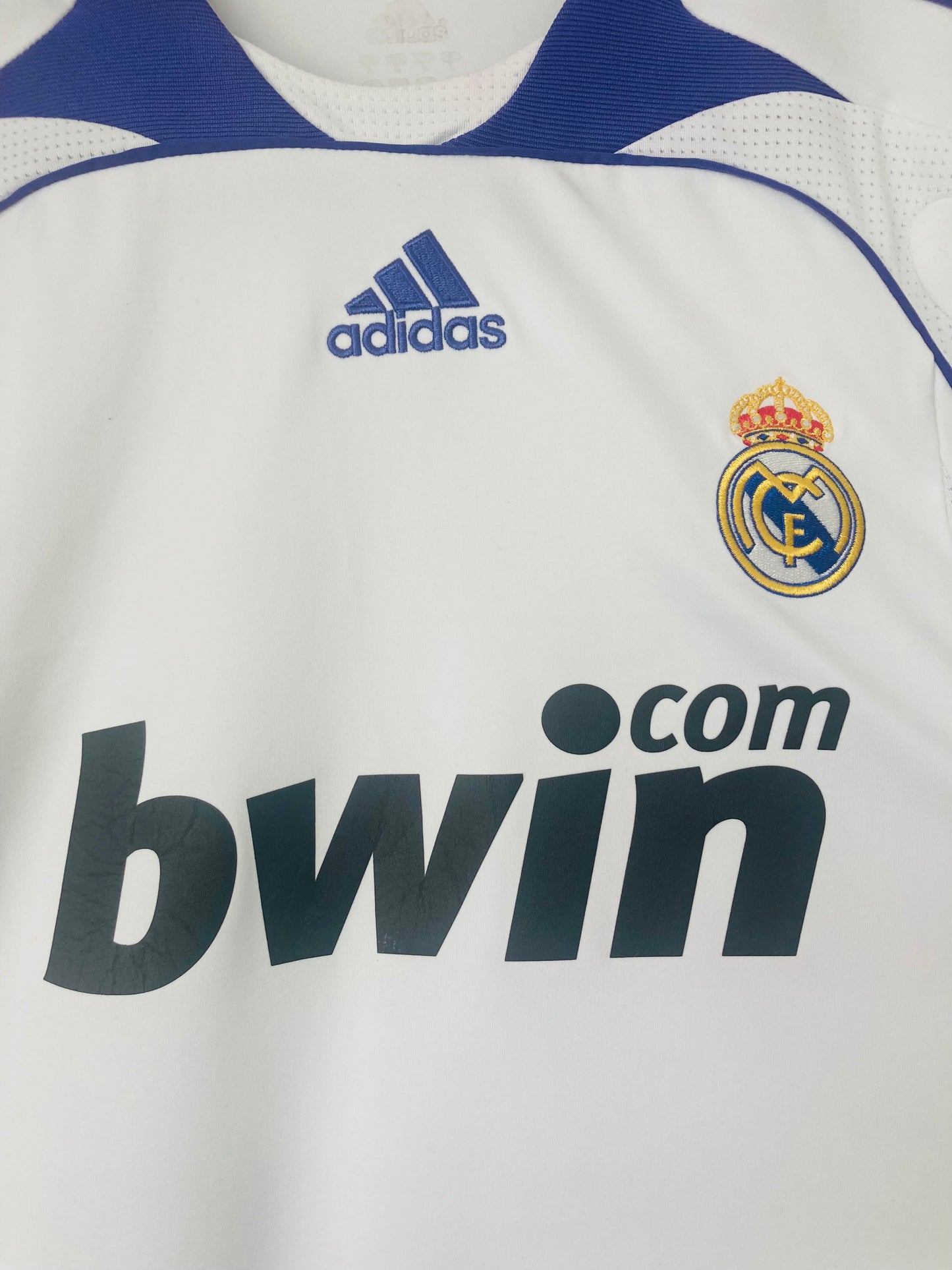 Real Madrid home football shirt 2007/08 Guti Large