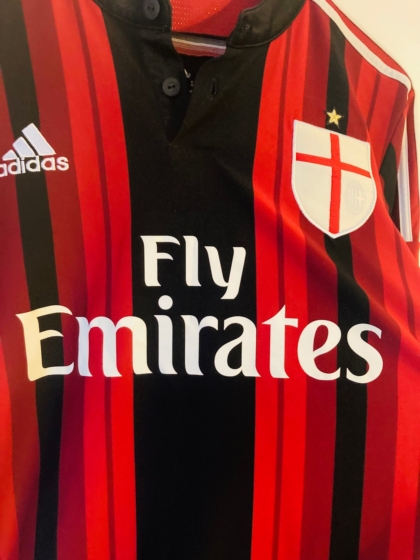 AC Milan home football shirt 2014/15 Suso Medium