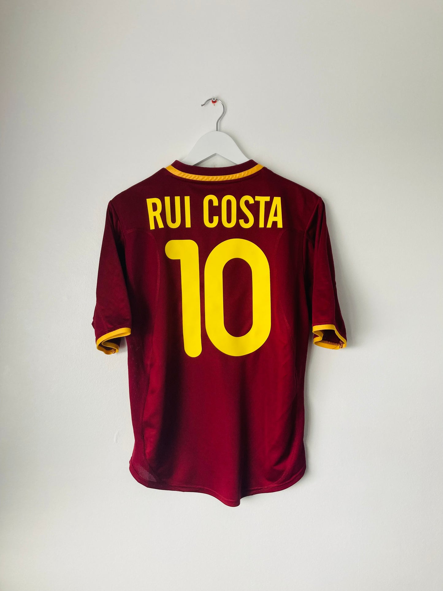 Portugal home football shirt 2000/01 Rui Costa Medium