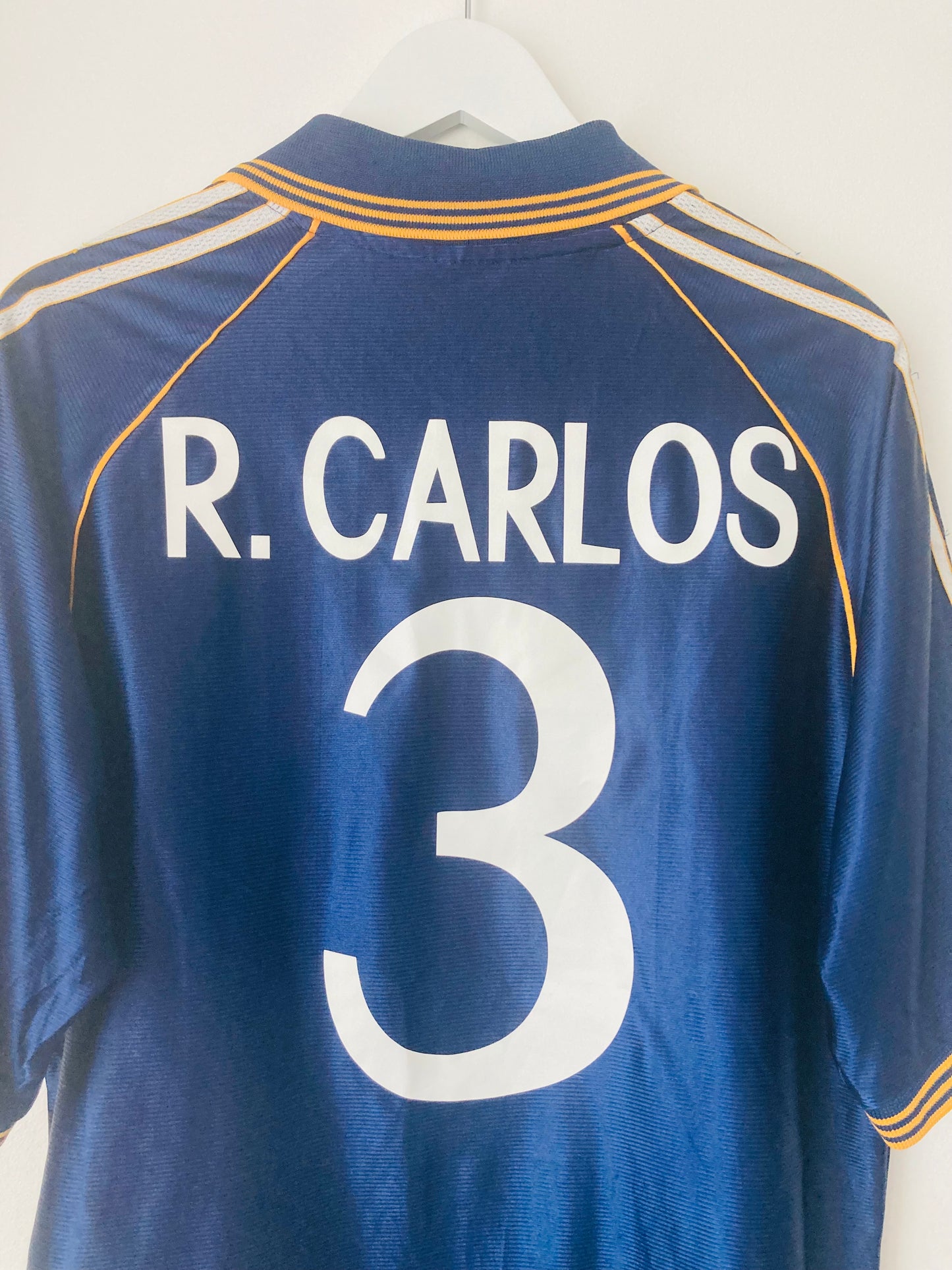 Real Madrid away football shirt 1998/99 Carlos Medium