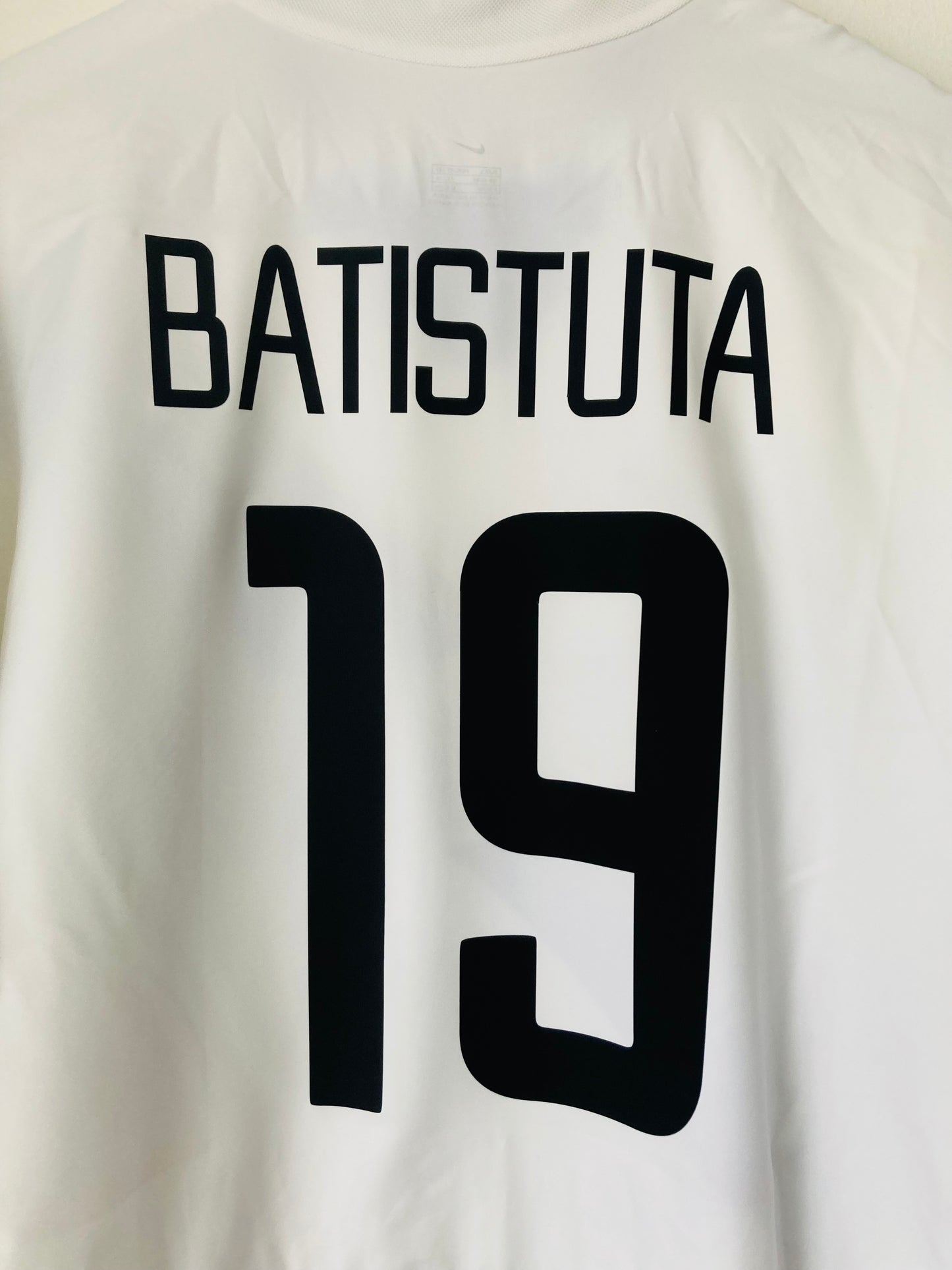 Inter Milan away football shirt 2002/03 Batistuta Large
