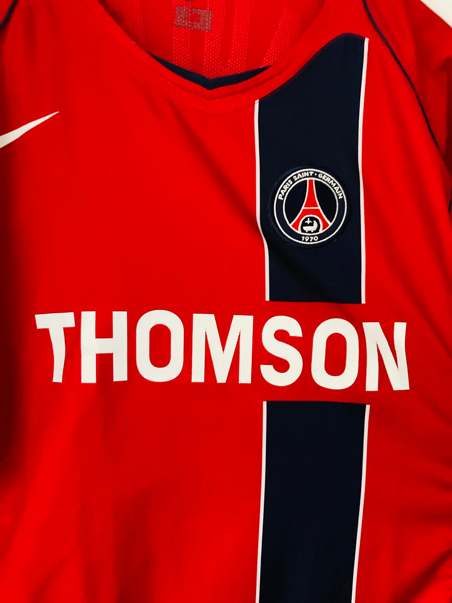 PSG away football shirt
2004/05 Pauleta XL