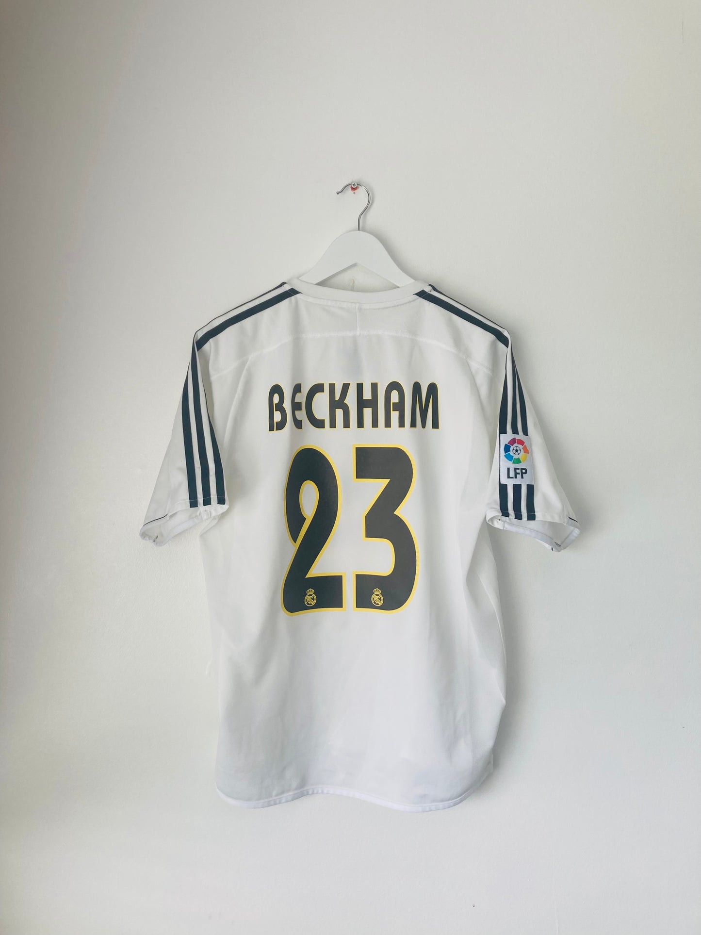 Real Madrid home football shirt 2003/04 Beckham Medium