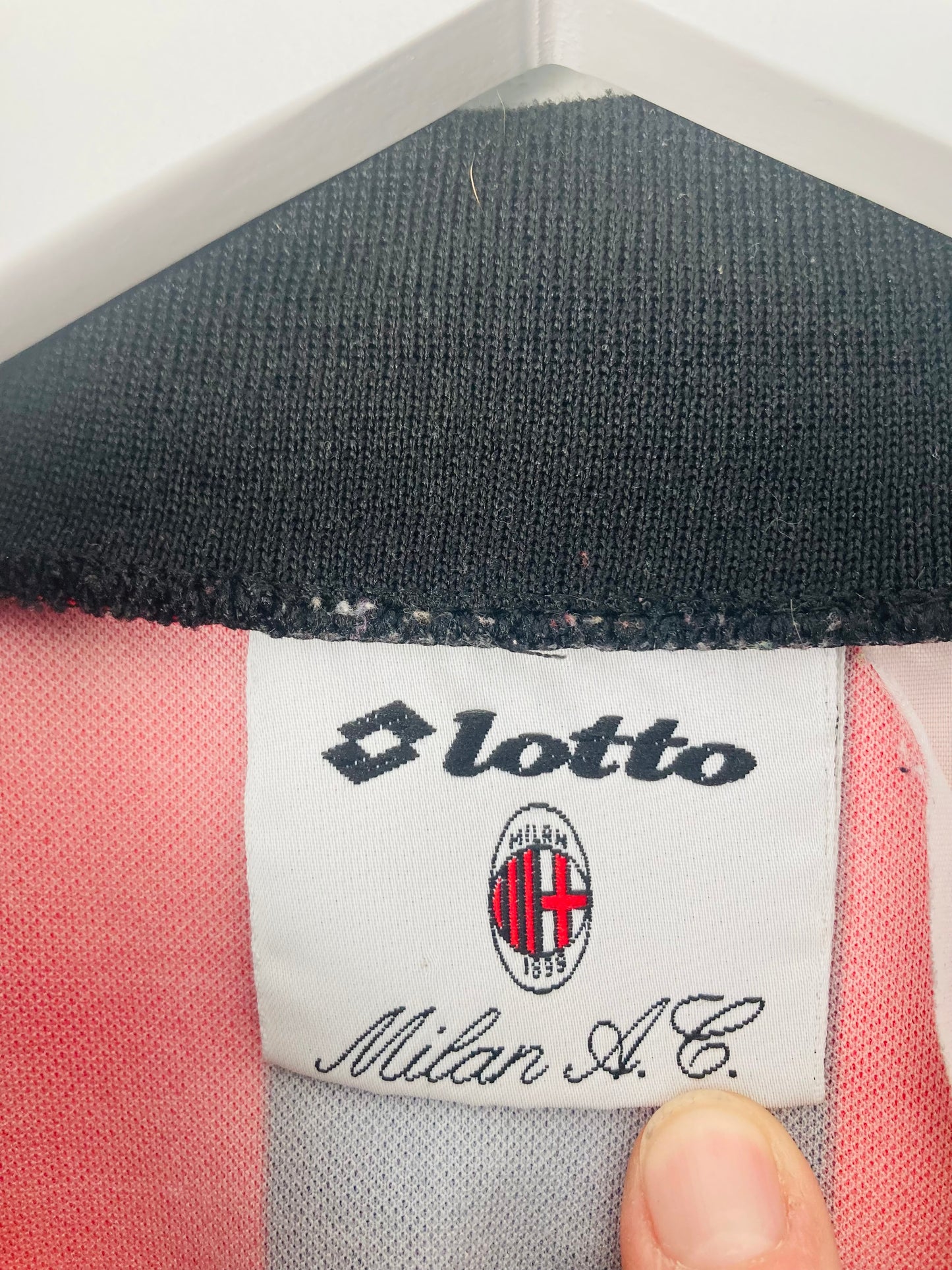 AC Milan home football shirt
1994/95 Large