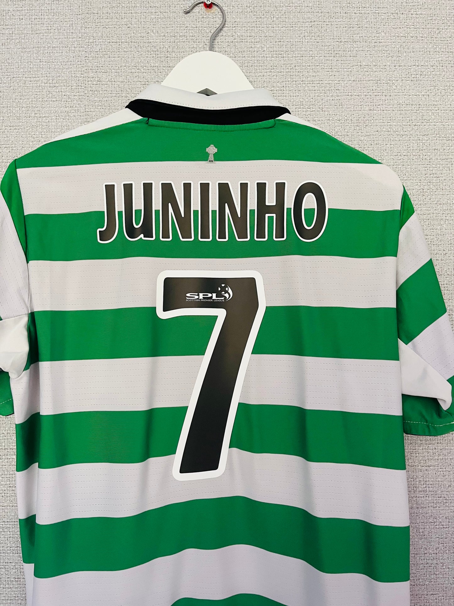 Glasgow Celtic home football shirt 2004/05 Juninho Medium
