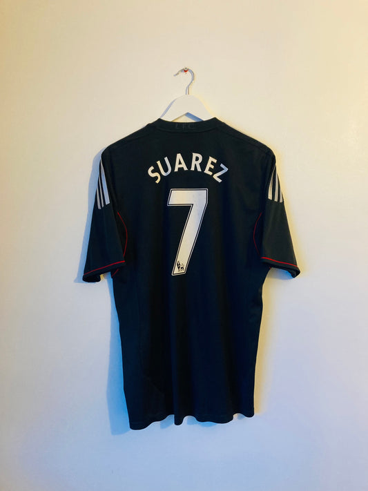 Liverpool away football shirt
2011/12 Suarez Large