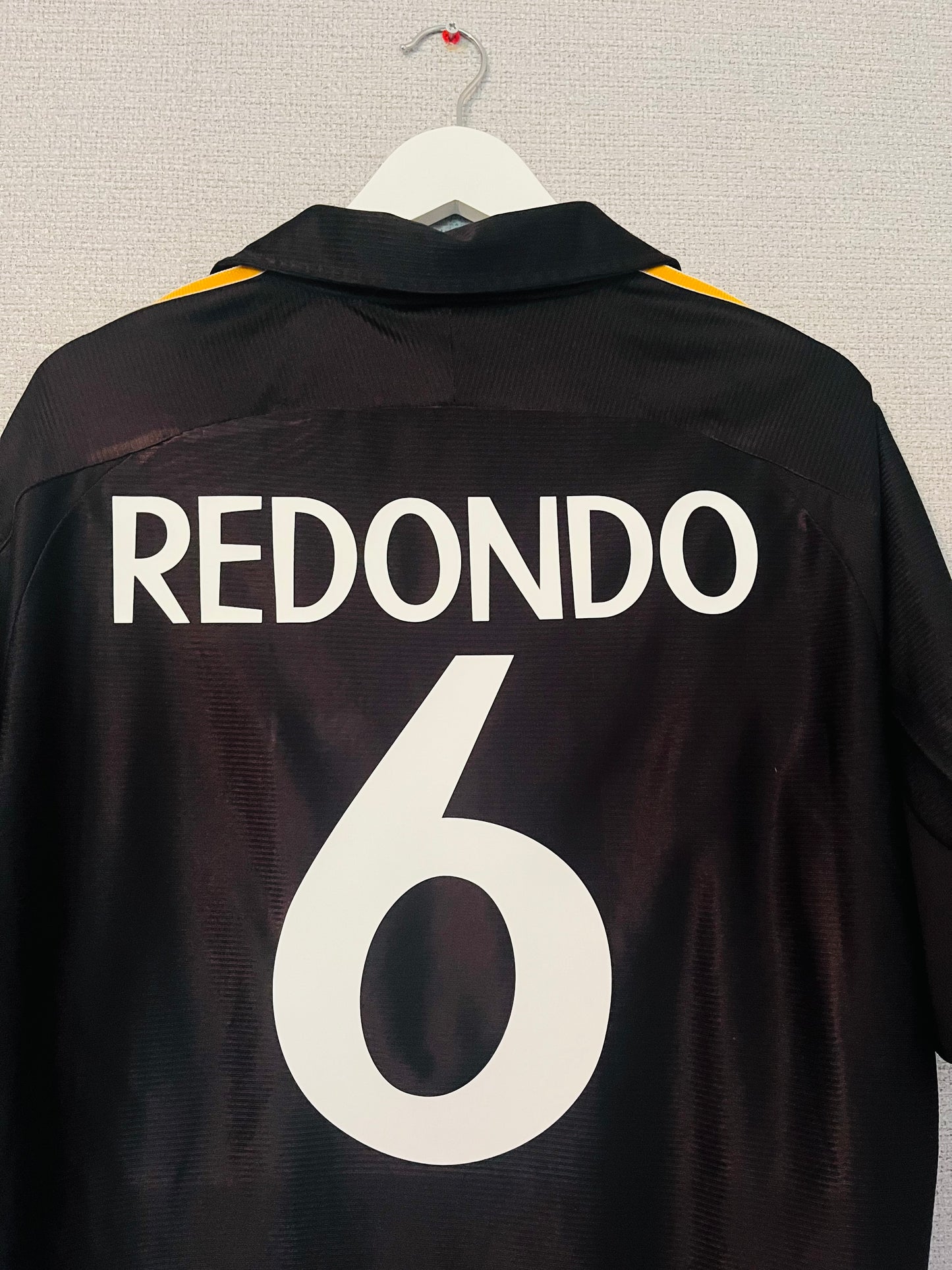 Real Madrid away football shirt 1999/2001 Redondo Large