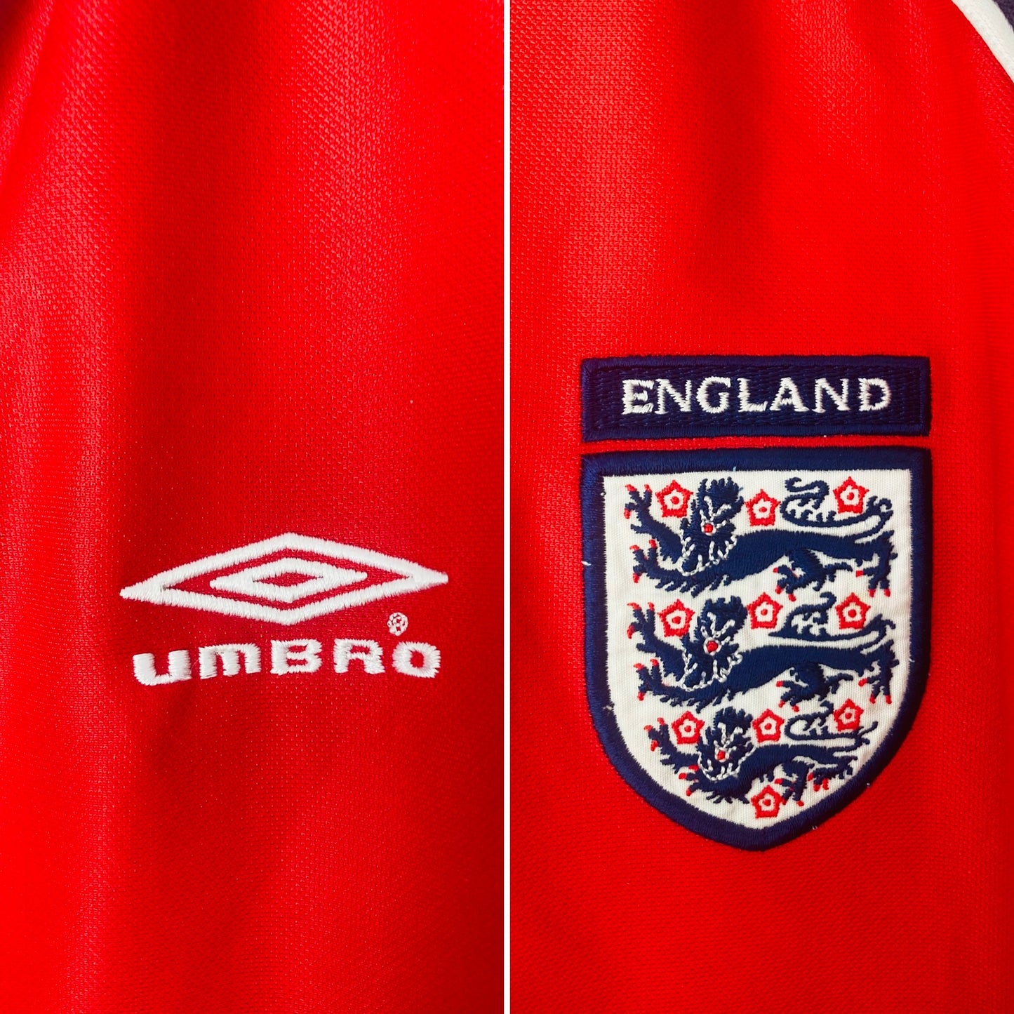 England training football shirt
1999/2000 XXL