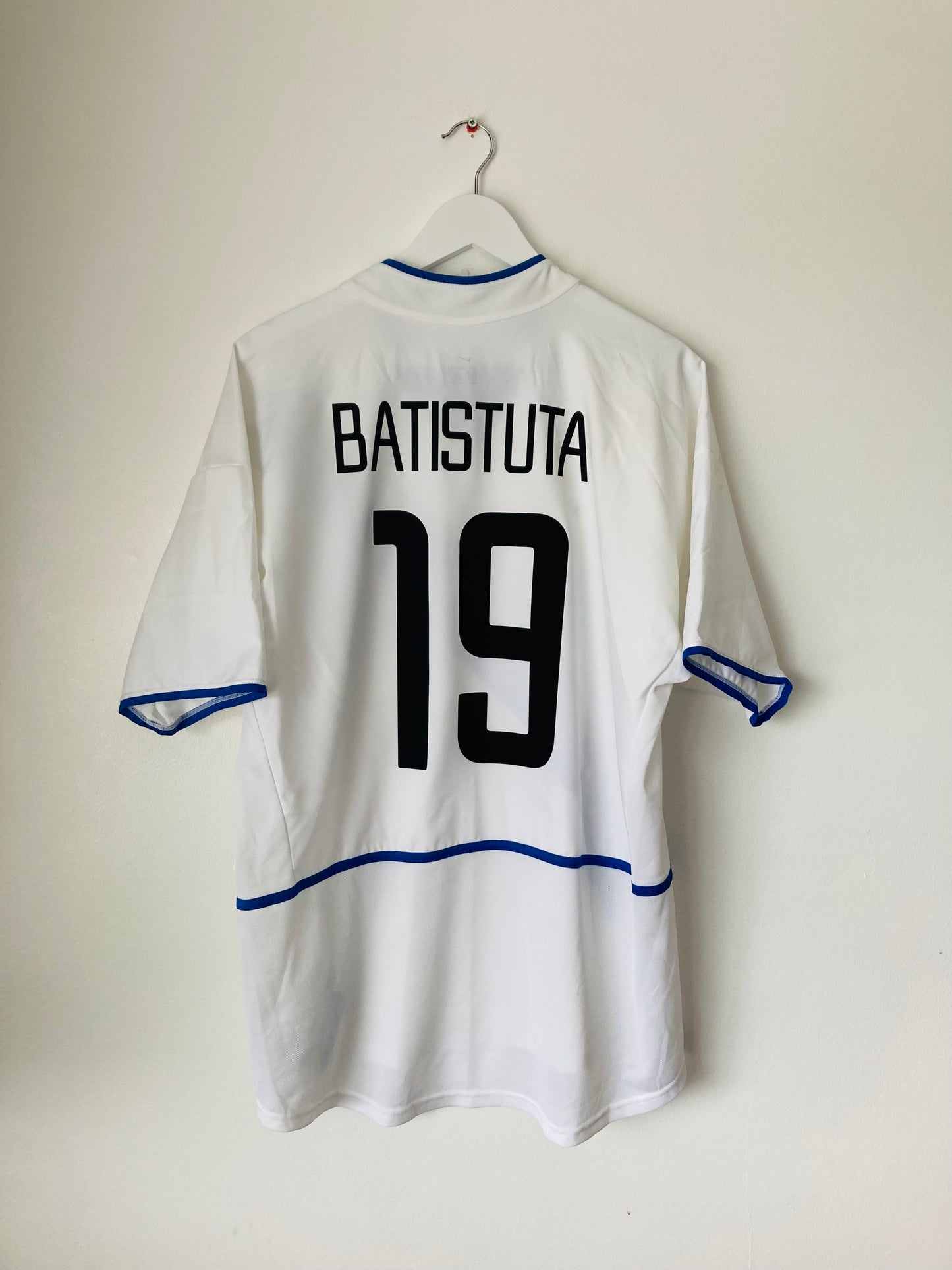 Inter Milan away football shirt 2002/03 Batistuta Large