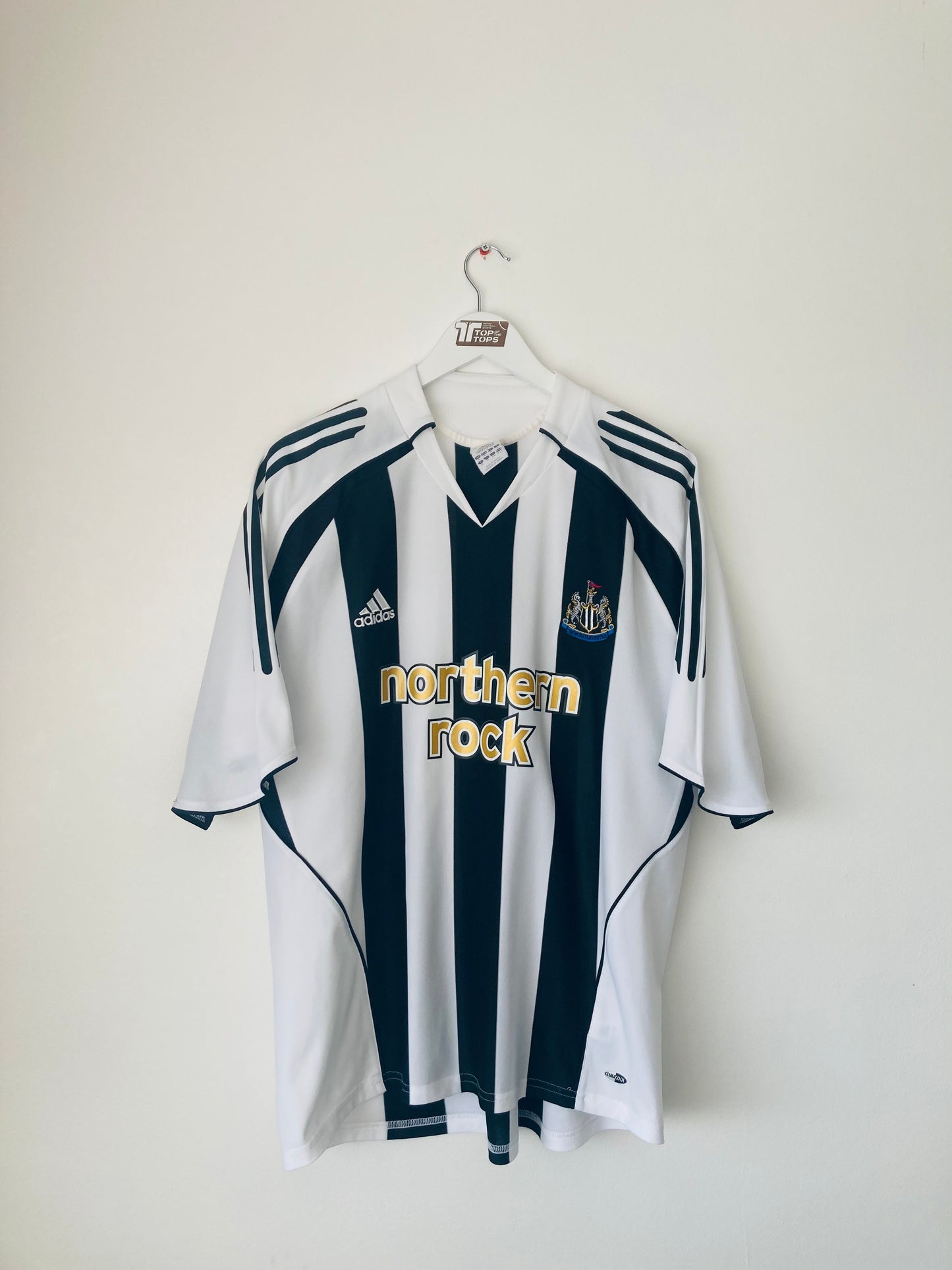 Newcastle United home football shirt
2005/07 Shearer XL