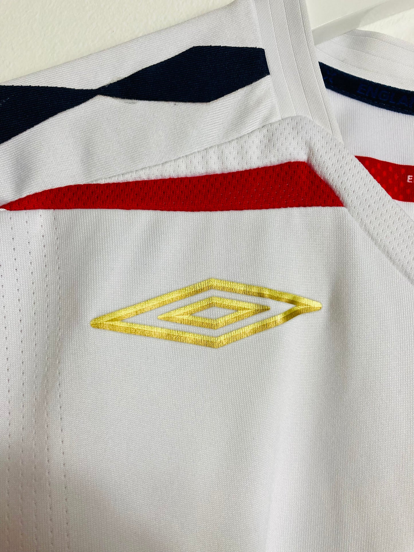 England home football shirt 2007/09 Large