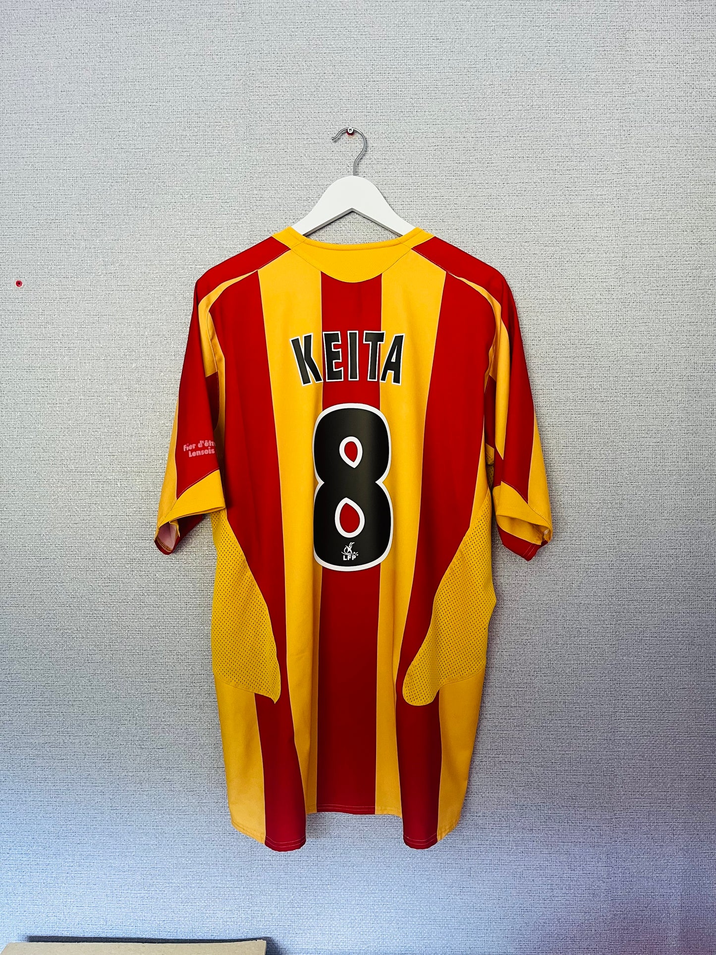 Lens home football shirt 2005/06 Keita XL