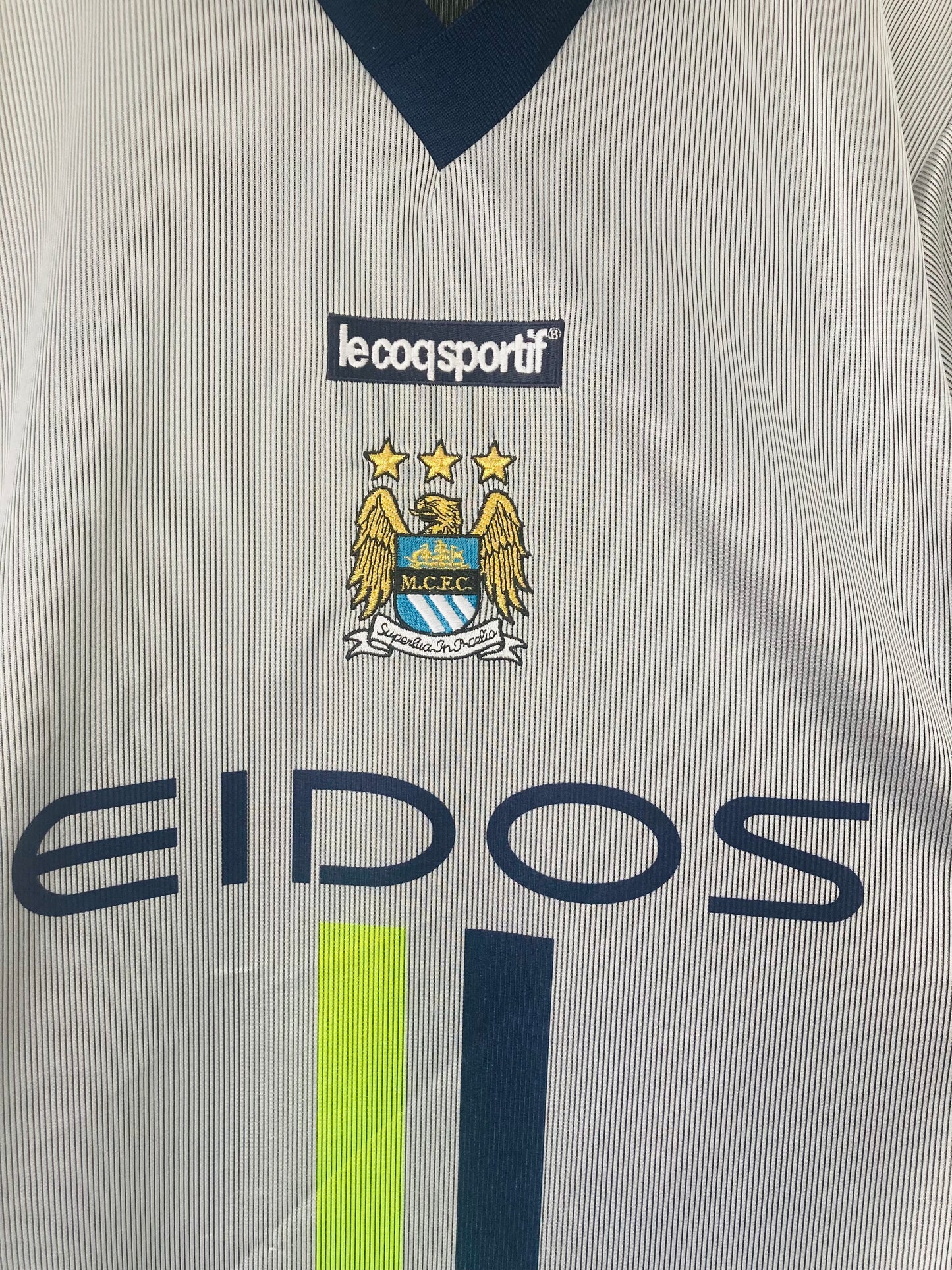 Manchester City away football shirt 2001/02 Goater Medium