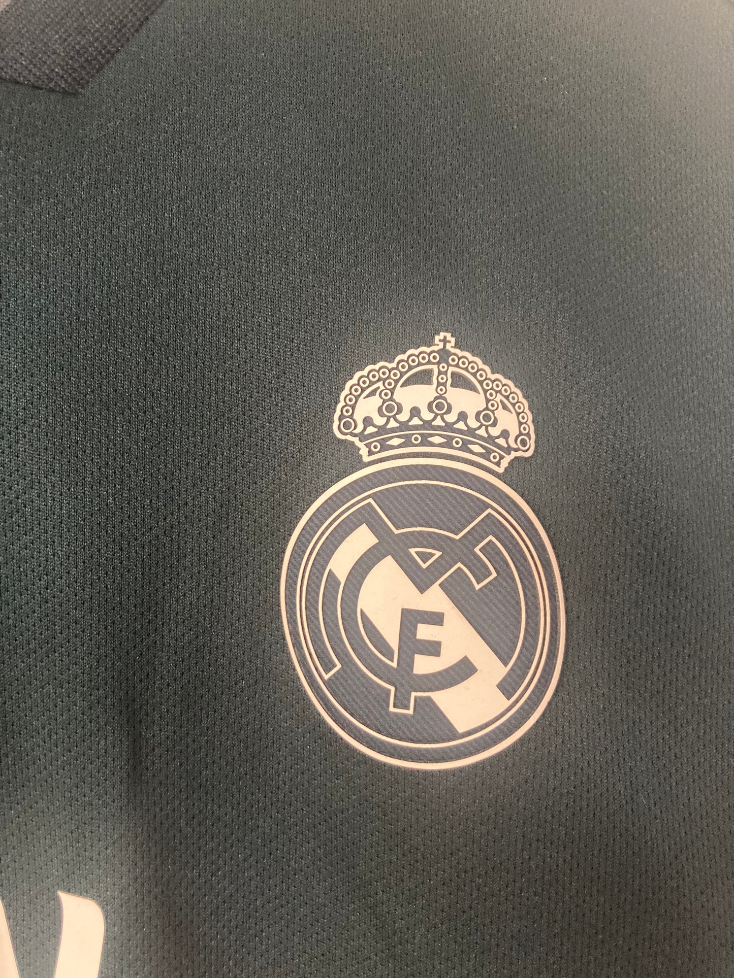 Real Madrid away football shirt 2018/19 Modric small