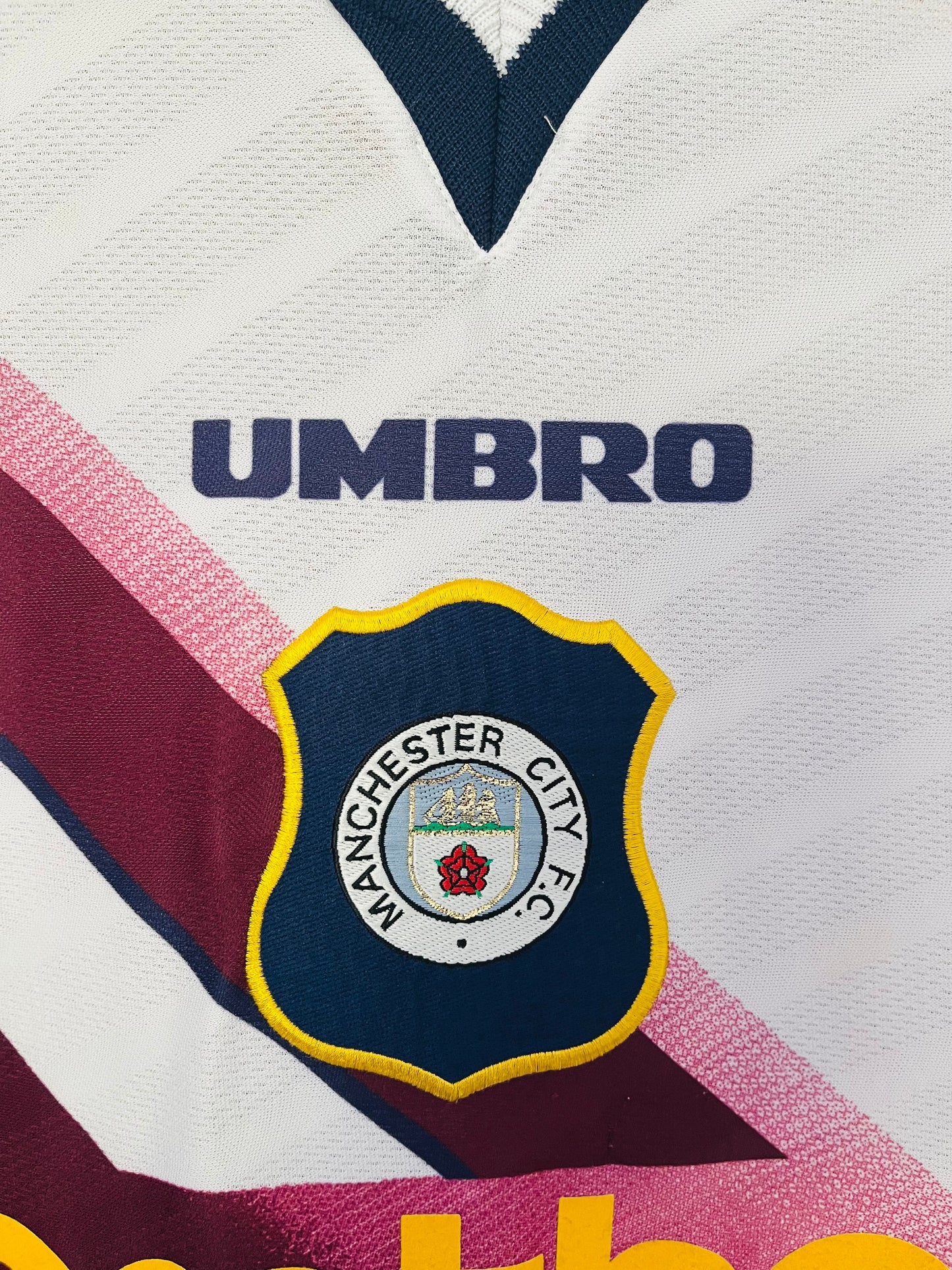 Manchester City away football shirt
1996/97 XXL